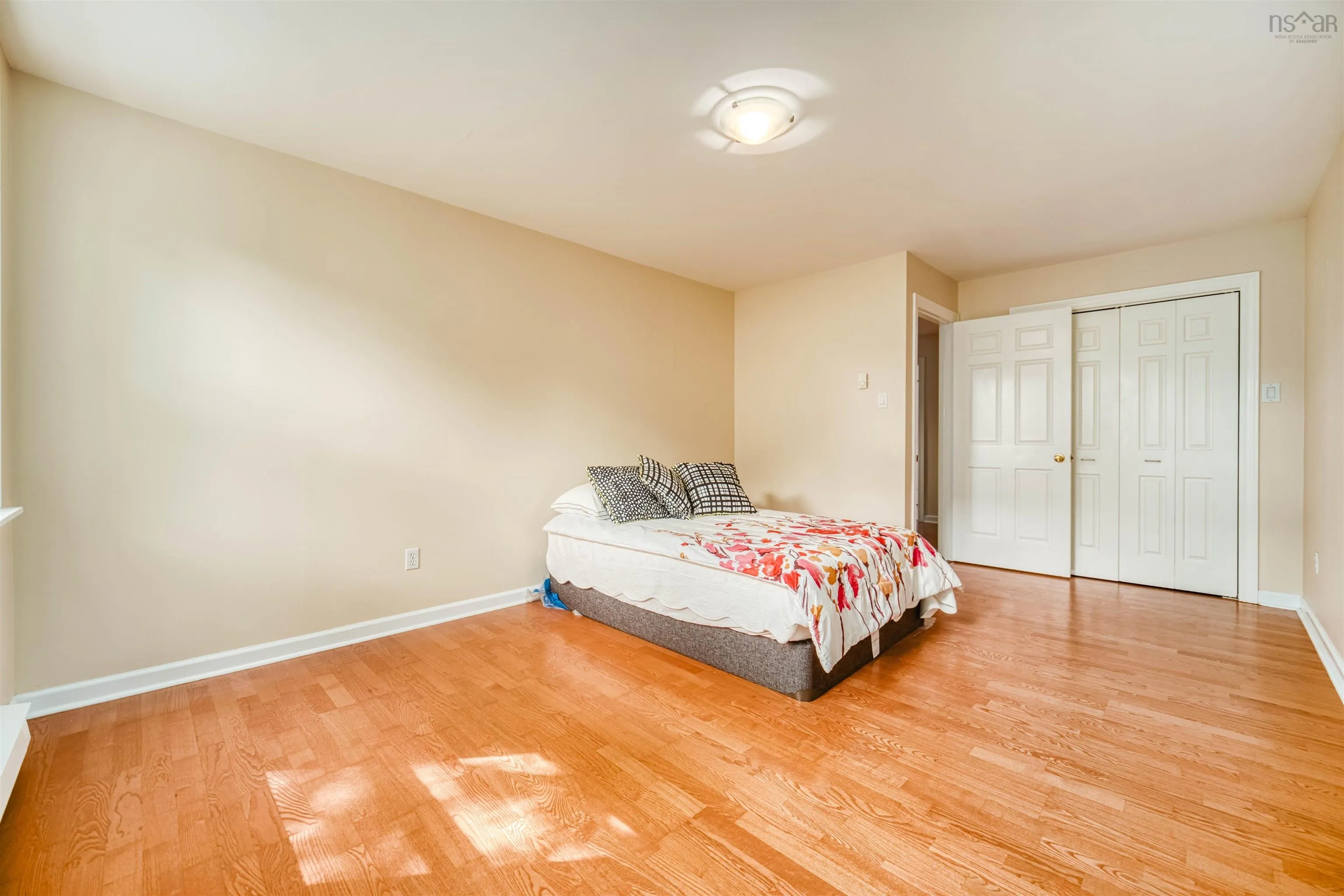 951 Lindola Place, Halifax Ns B3h 4m1, 3 Bedrooms Bedrooms, ,3 BathroomsBathrooms,Residential,For Sale,Lindola,202504657