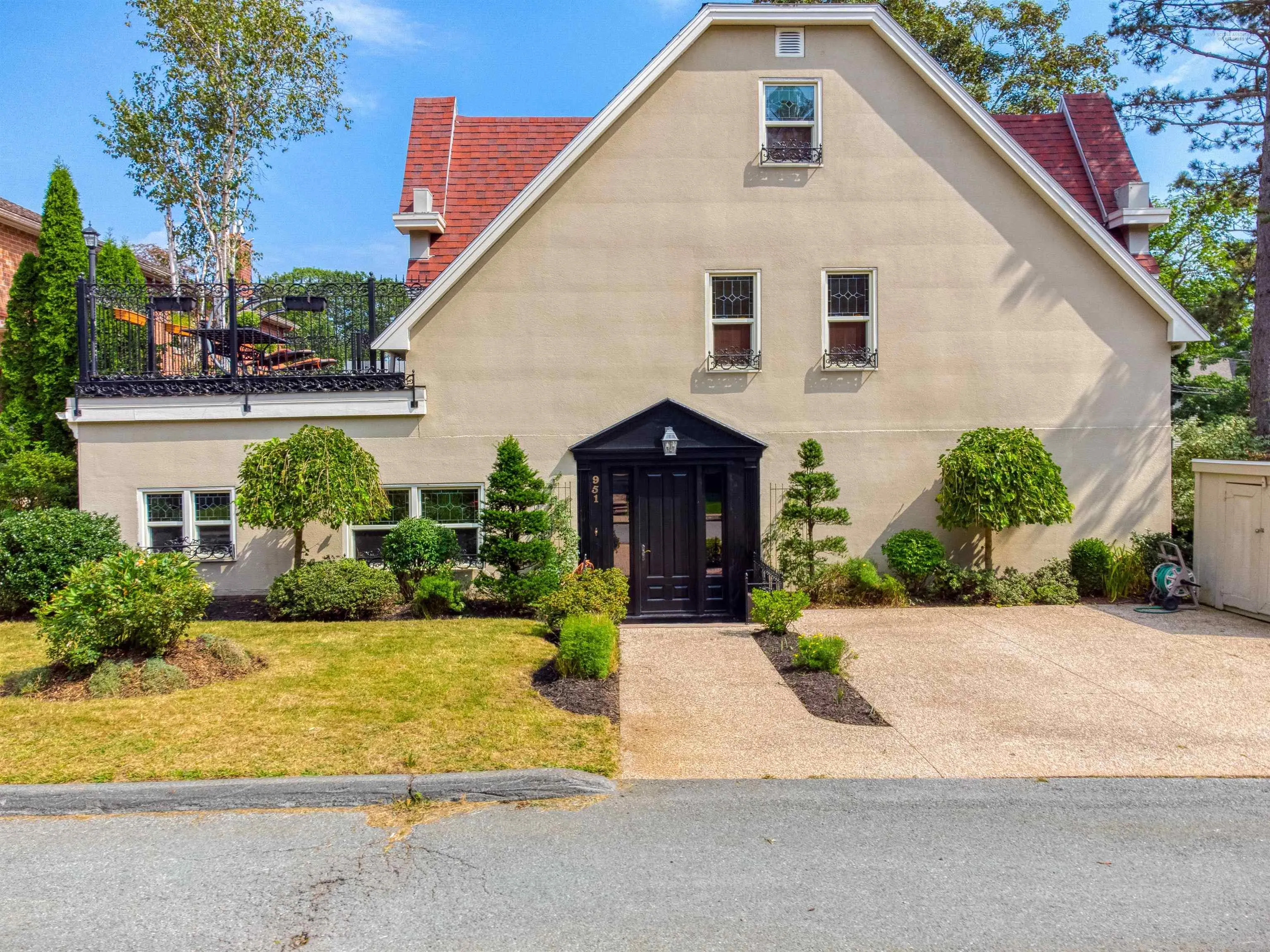 951 Lindola Place, Halifax Ns B3h 4m1, 3 Bedrooms Bedrooms, ,3 BathroomsBathrooms,Residential,For Sale,Lindola,202504657