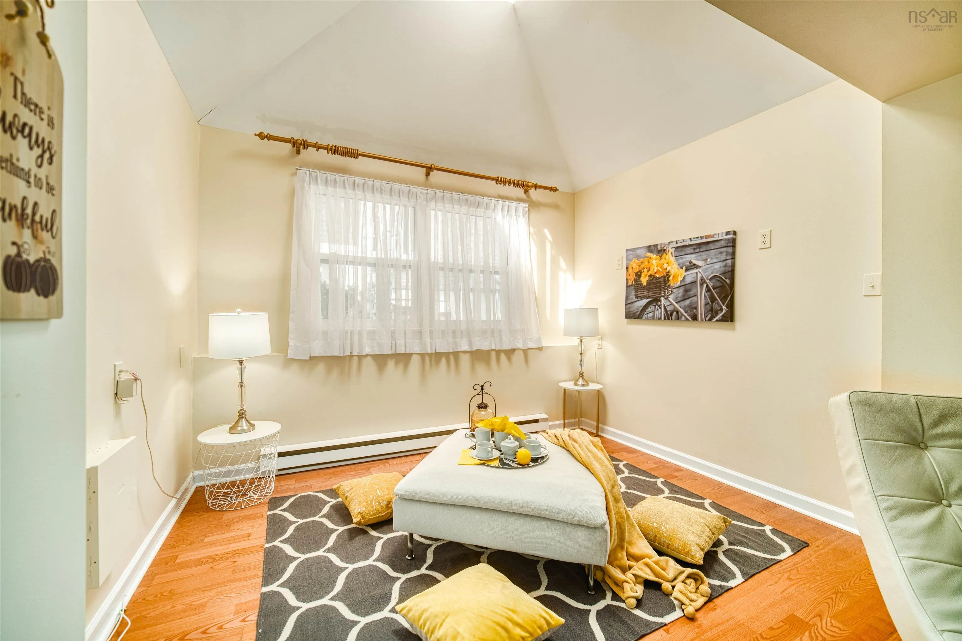 951 Lindola Place, Halifax Ns B3h 4m1, 3 Bedrooms Bedrooms, ,3 BathroomsBathrooms,Residential,For Sale,Lindola,202504657