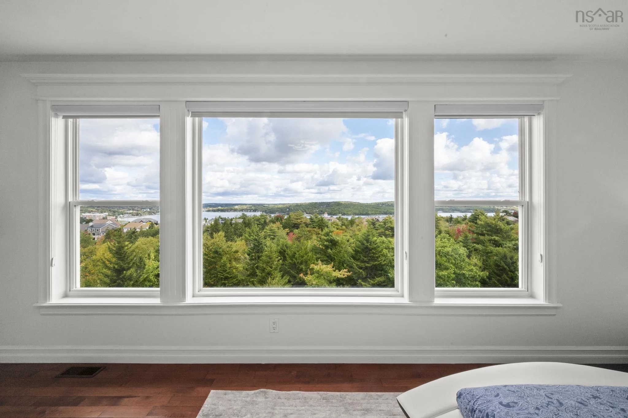 24 Vanier Way, Bedford, NS B4A 0A4, 5 Bedrooms Bedrooms, ,4 BathroomsBathrooms,Residential,For Sale,Vanier,202524824