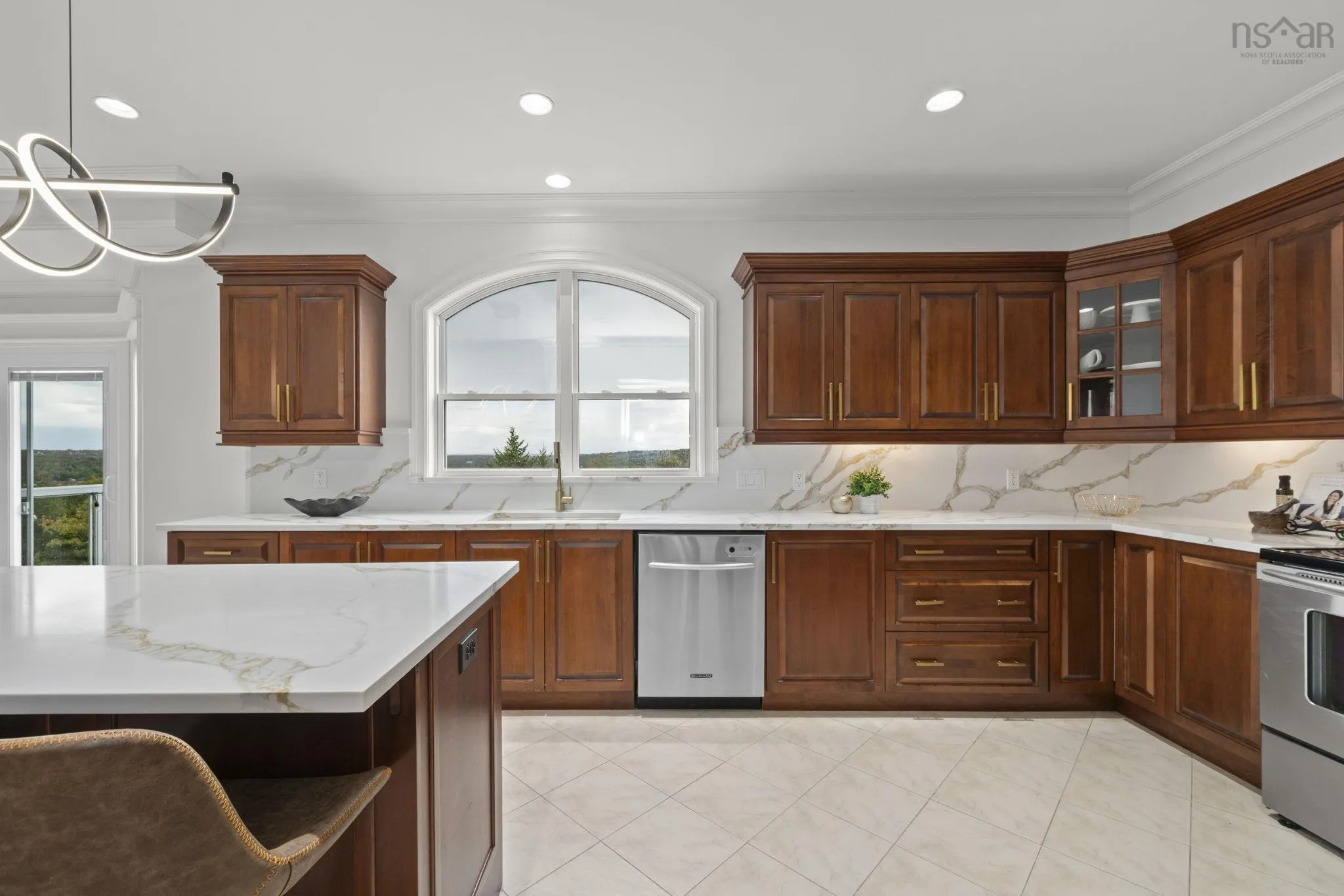 24 Vanier Way, Bedford, NS B4A 0A4, 5 Bedrooms Bedrooms, ,4 BathroomsBathrooms,Residential,For Sale,Vanier,202524824