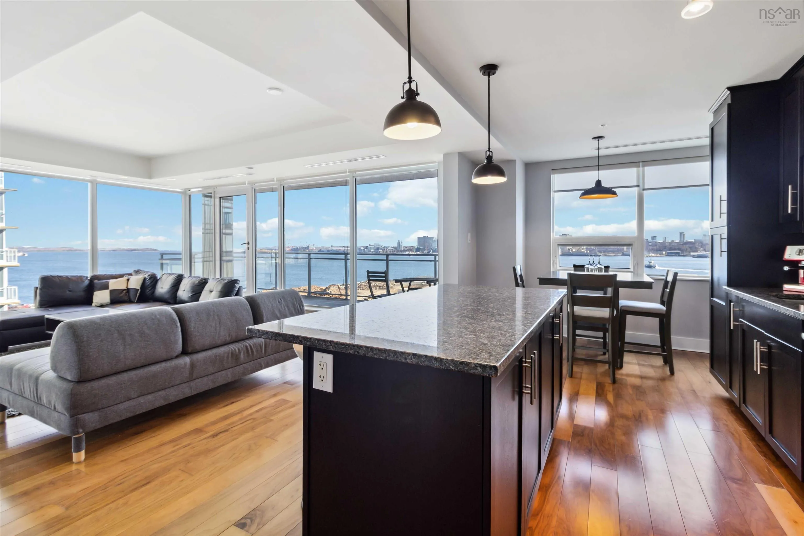 31 - Unit 704 Kings Wharf Place, Dartmouth, NS B2Y 0C1, 1 Bedroom Bedrooms, ,1 BathroomBathrooms,Residential,For Sale,Kings Wharf,202511401