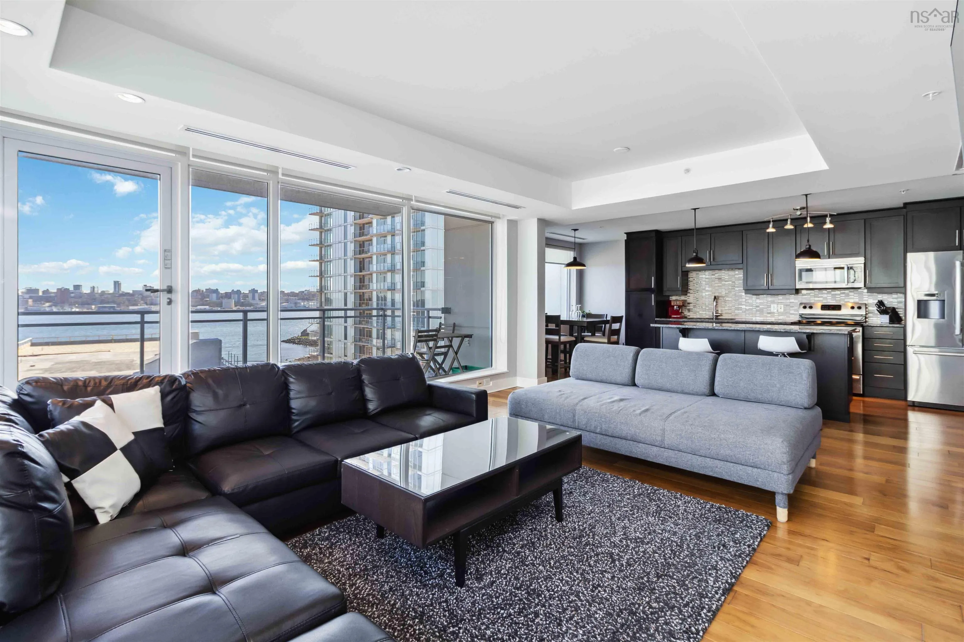 31 - Unit 704 Kings Wharf Place, Dartmouth, NS B2Y 0C1, 1 Bedroom Bedrooms, ,1 BathroomBathrooms,Residential,For Sale,Kings Wharf,202511401