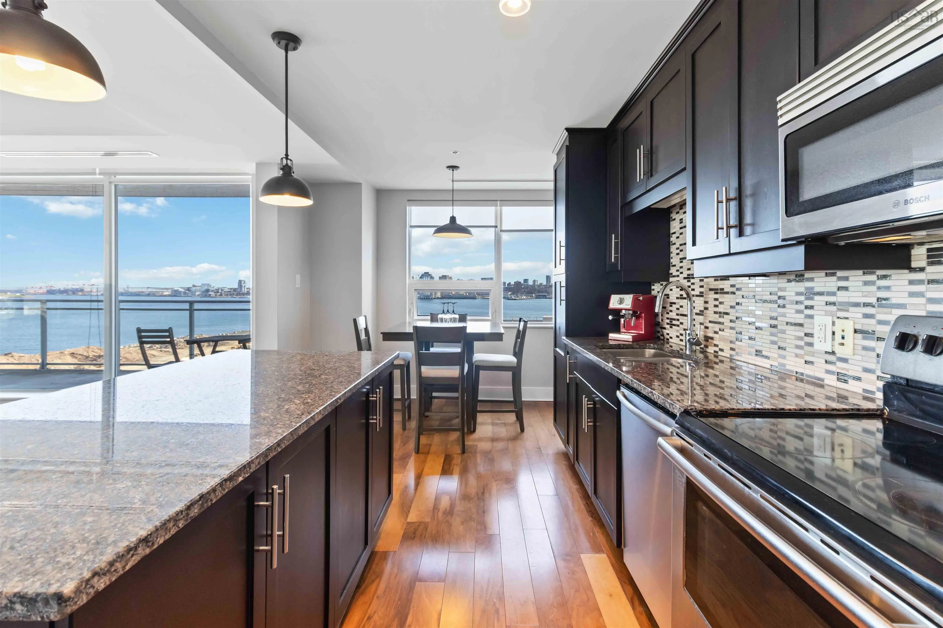 31 - Unit 704 Kings Wharf Place, Dartmouth, NS B2Y 0C1, 1 Bedroom Bedrooms, ,1 BathroomBathrooms,Residential,For Sale,Kings Wharf,202511401