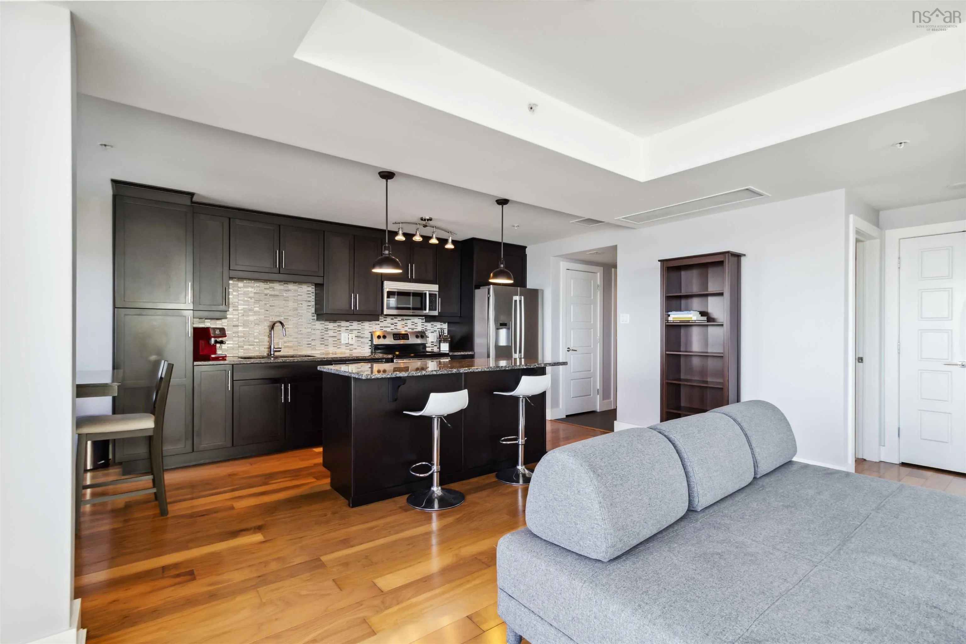 31 - Unit 704 Kings Wharf Place, Dartmouth, NS B2Y 0C1, 1 Bedroom Bedrooms, ,1 BathroomBathrooms,Residential,For Sale,Kings Wharf,202511401