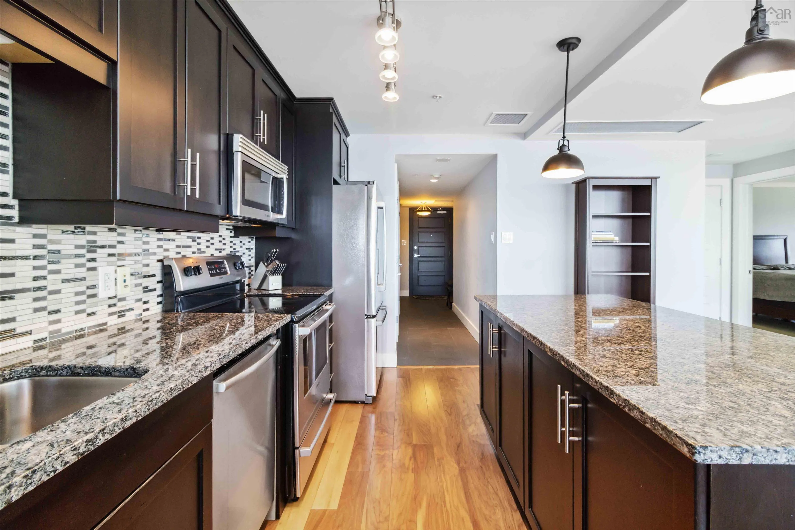 31 - Unit 704 Kings Wharf Place, Dartmouth, NS B2Y 0C1, 1 Bedroom Bedrooms, ,1 BathroomBathrooms,Residential,For Sale,Kings Wharf,202511401