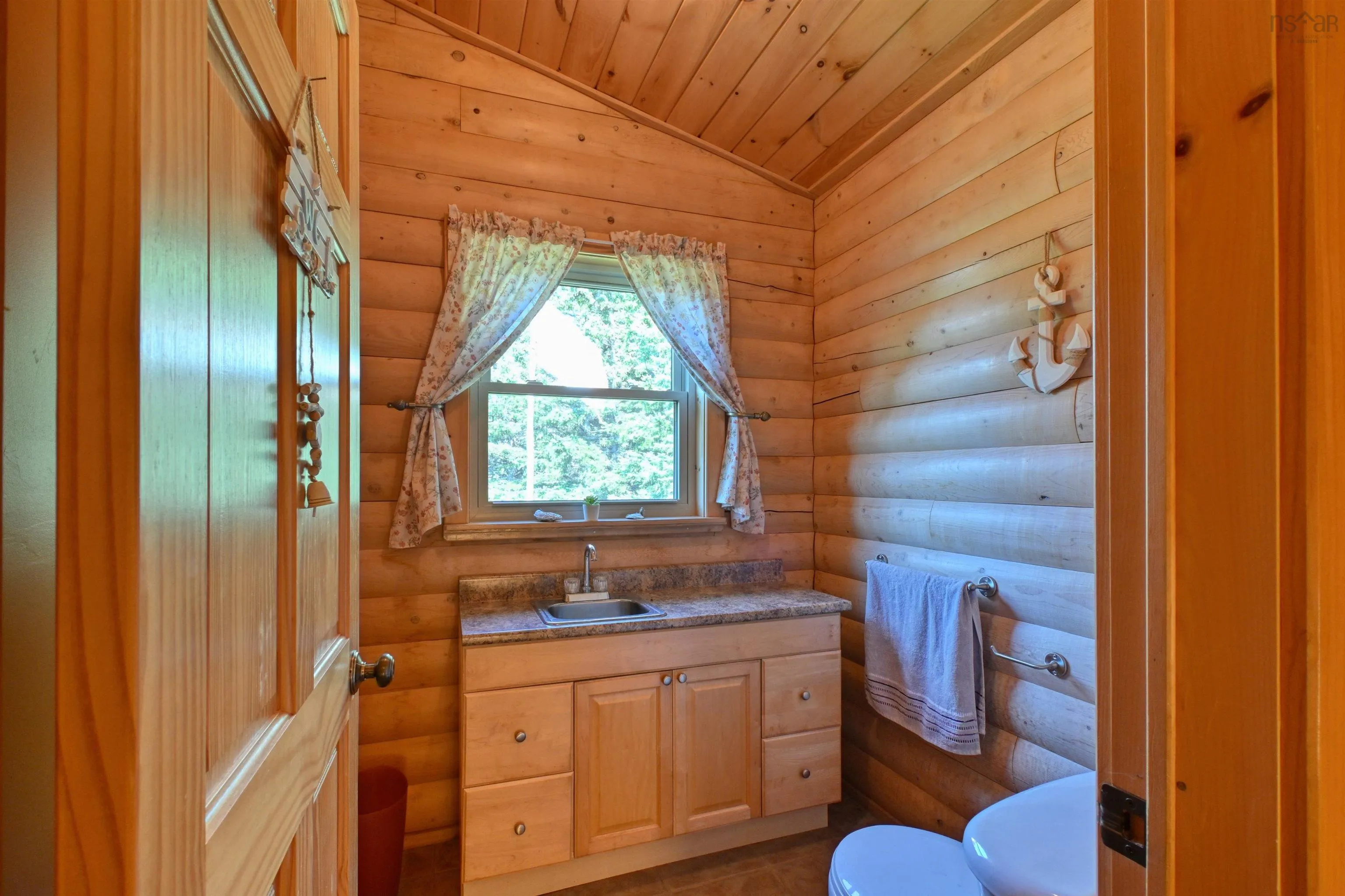 200 East Side Harbour, Guysborough, NS B0H 1J0, 4 Bedrooms Bedrooms, ,4 BathroomsBathrooms,Residential,For Sale,East Side Harbour,202523604