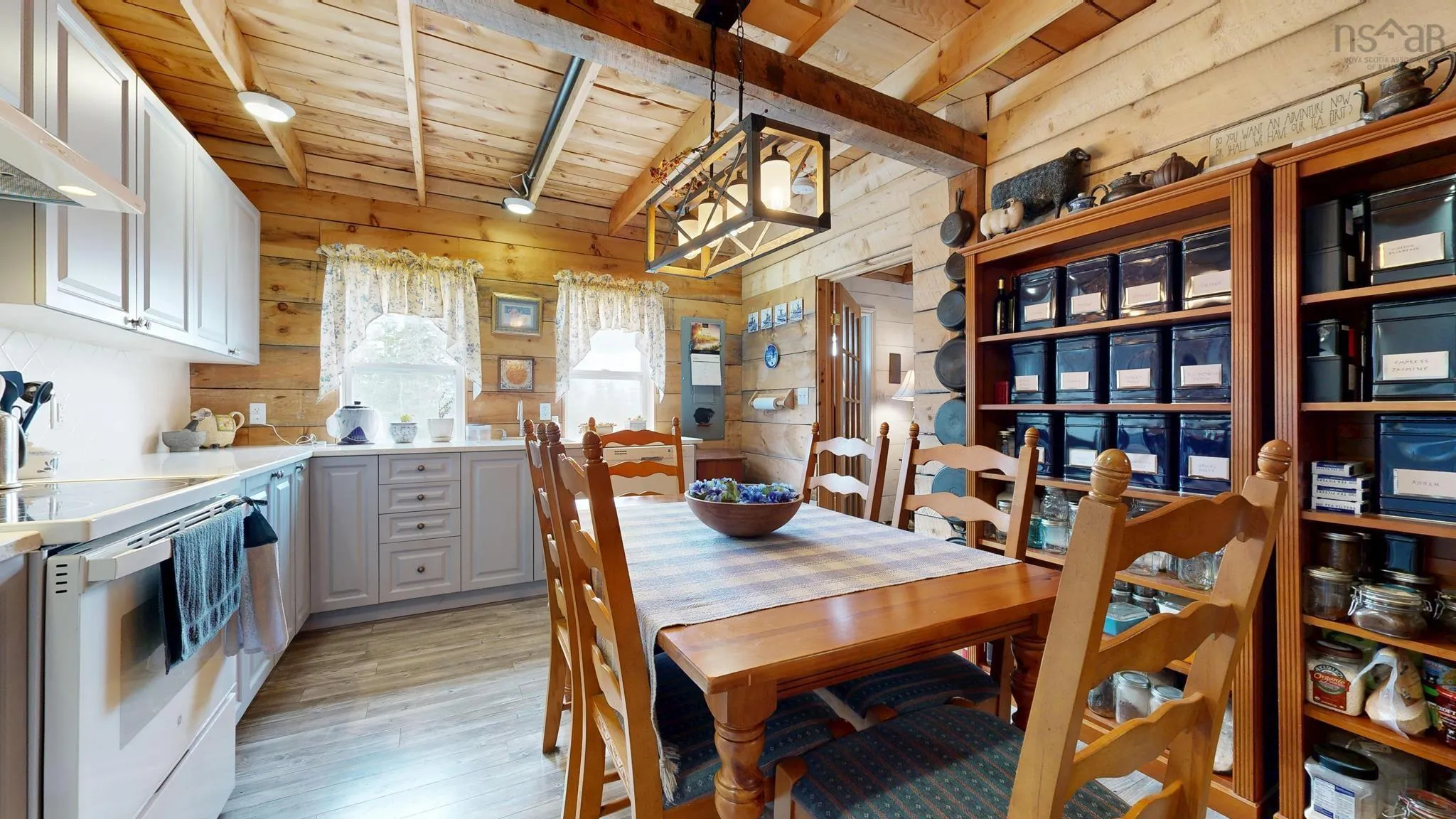 385 Hook Point Road, East Sable River Ns B0t 1v0, 2 Bedrooms Bedrooms, ,3 BathroomsBathrooms,Residential,For Sale,Hook Point,202509627