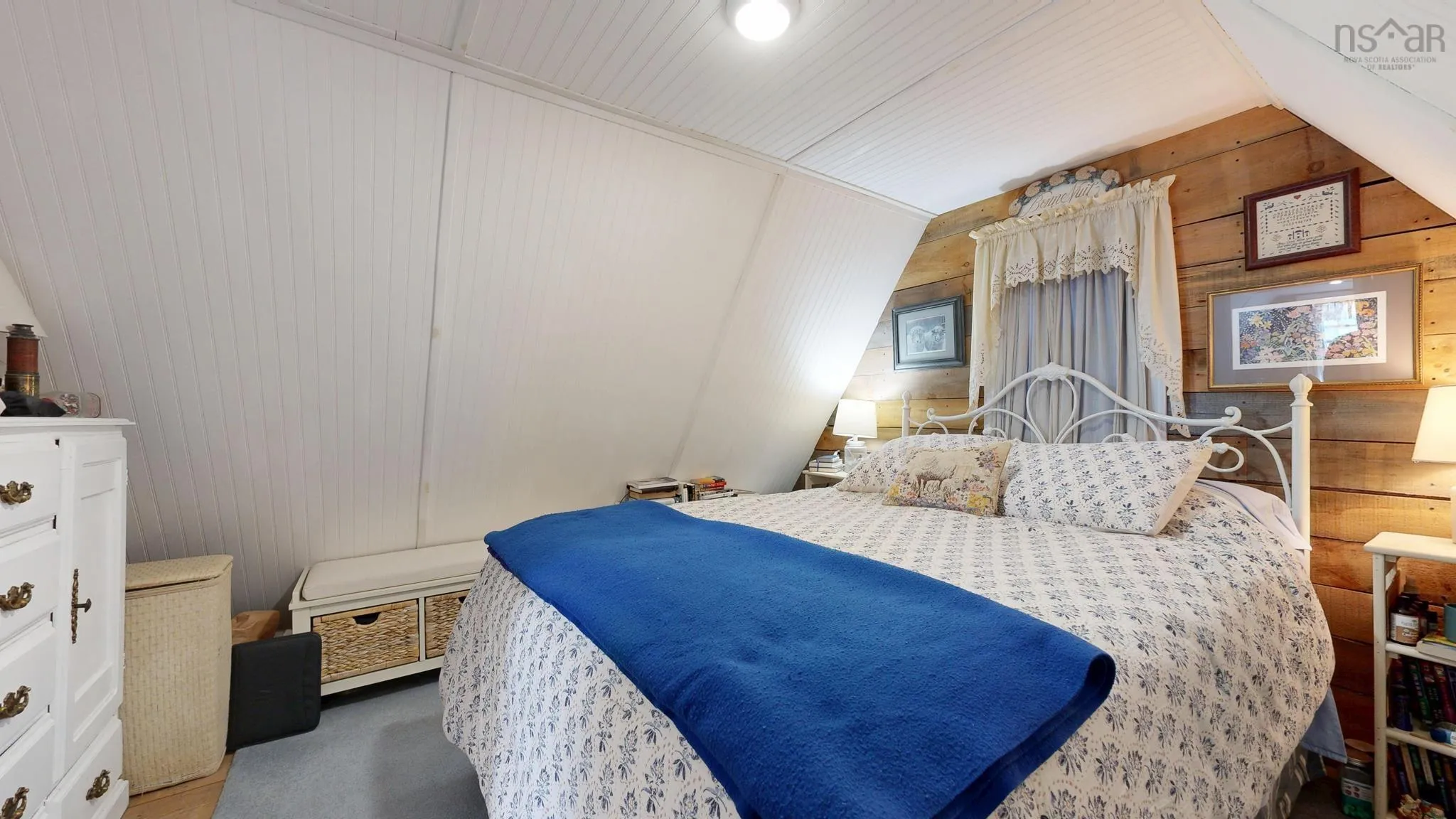 385 Hook Point Road, East Sable River Ns B0t 1v0, 2 Bedrooms Bedrooms, ,3 BathroomsBathrooms,Residential,For Sale,Hook Point,202509627