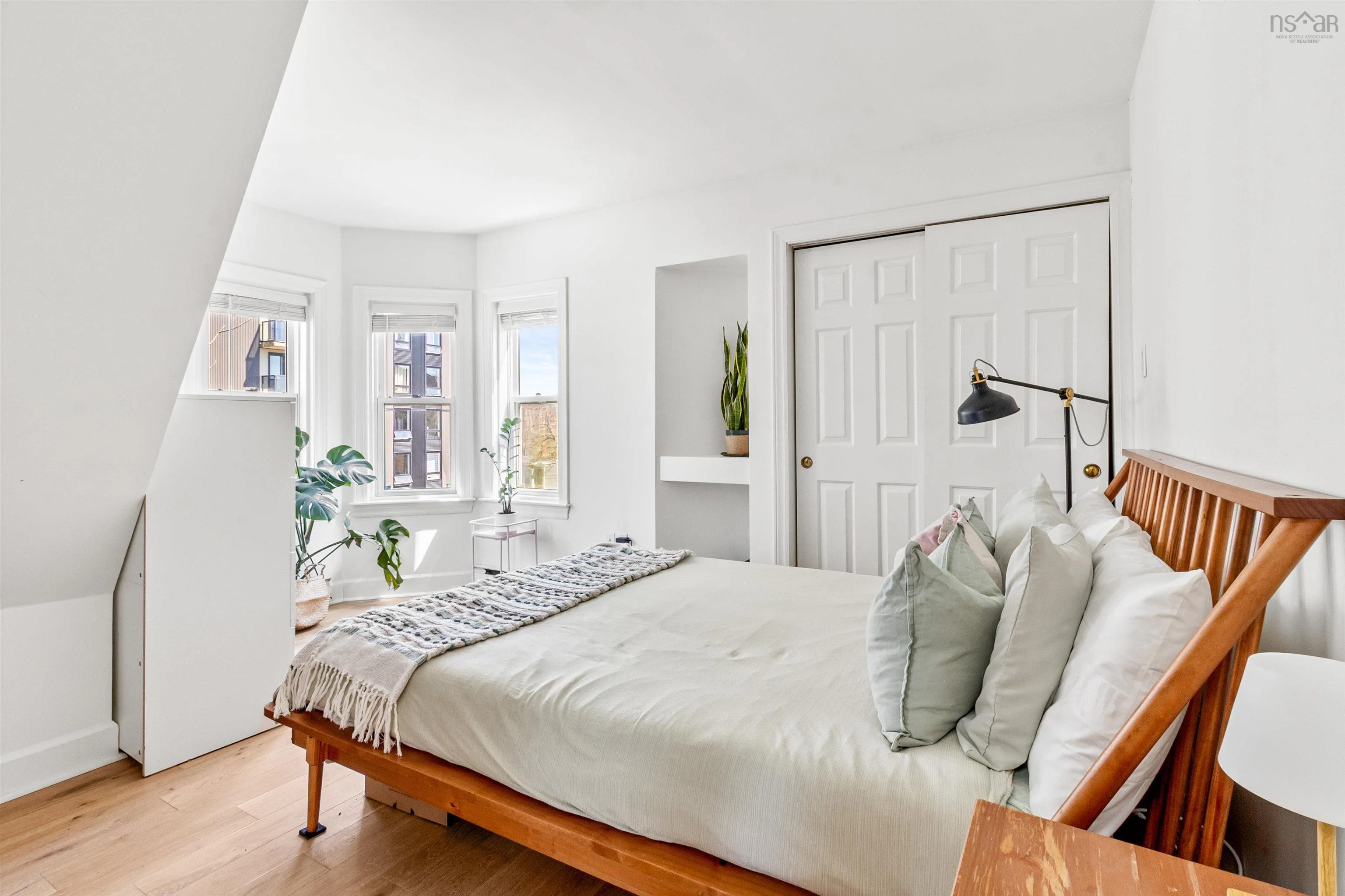 6-1061 South Park Street, Halifax, NS B2H 2W5, 1 Bedroom Bedrooms, ,1 BathroomBathrooms,Residential,For Sale,South Park,202523431