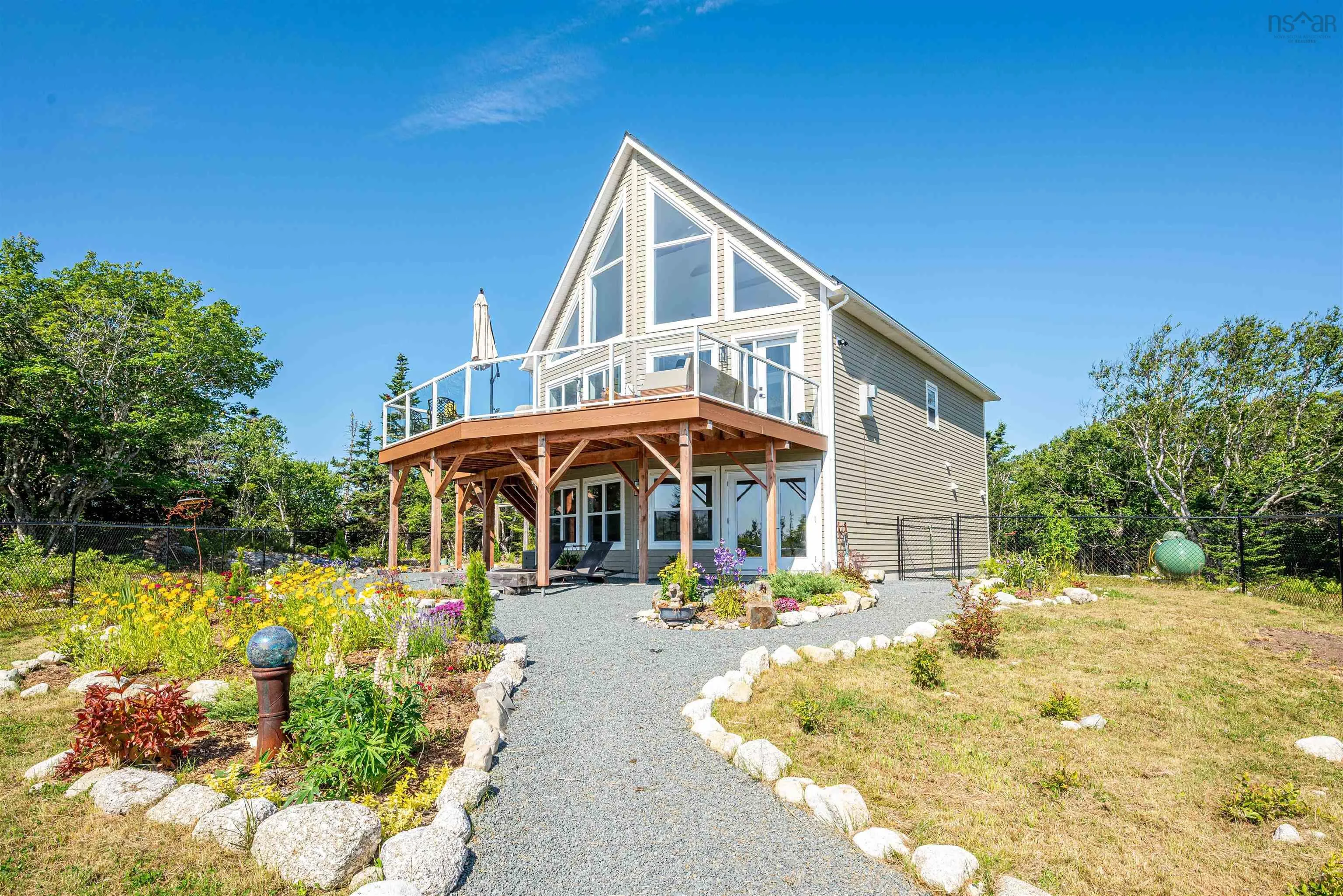 1330 Prospect Bay Road, Prospect Bay, NS B3T 2B1, 3 Bedrooms Bedrooms, ,3 BathroomsBathrooms,Residential,For Sale,Prospect Bay,202519186