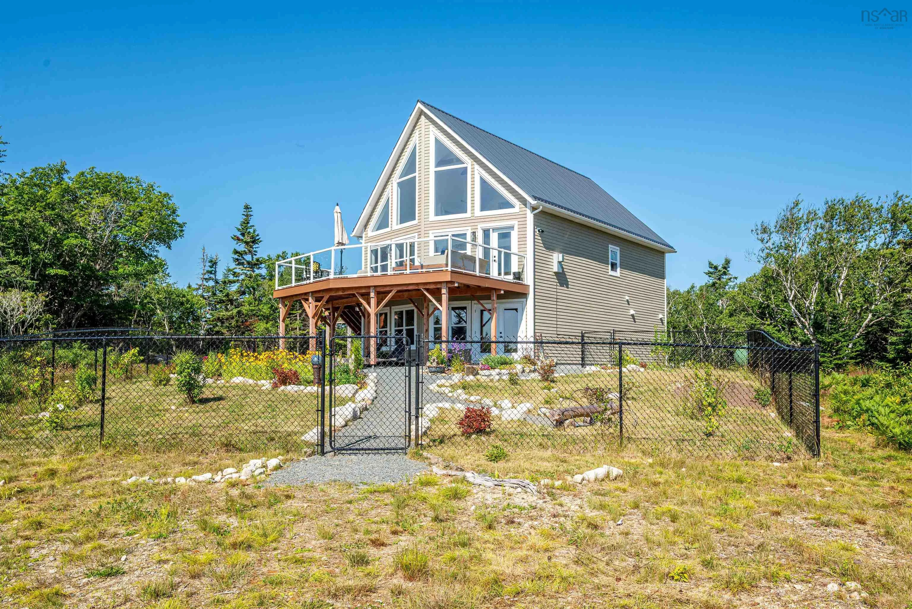 1330 Prospect Bay Road, Prospect Bay, NS B3T 2B1, 3 Bedrooms Bedrooms, ,3 BathroomsBathrooms,Residential,For Sale,Prospect Bay,202519186