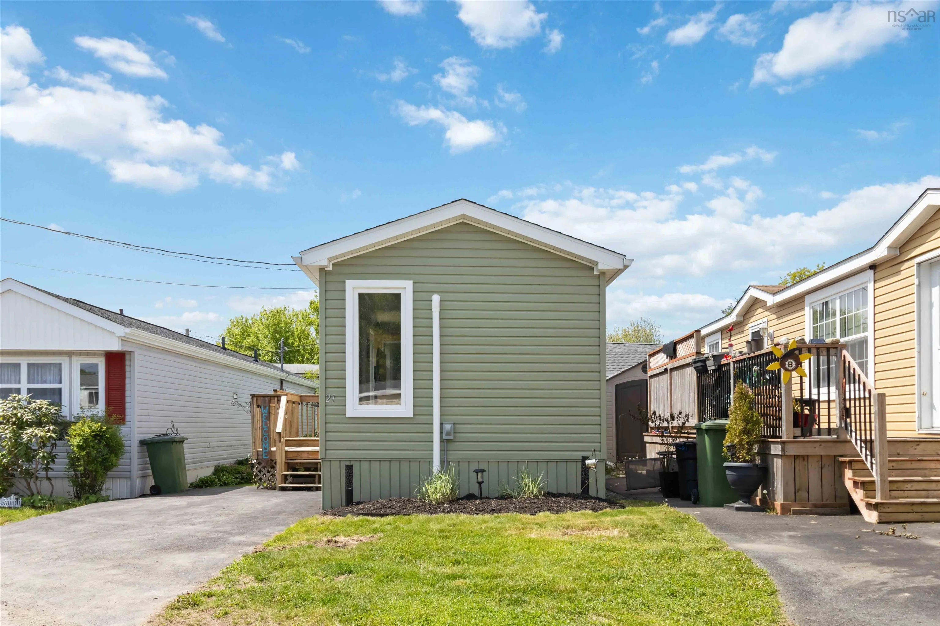 21 Chebogue Street, Dartmouth, NS B2W 1R3, 2 Bedrooms Bedrooms, ,1 BathroomBathrooms,Residential,For Sale,Chebogue,202513496