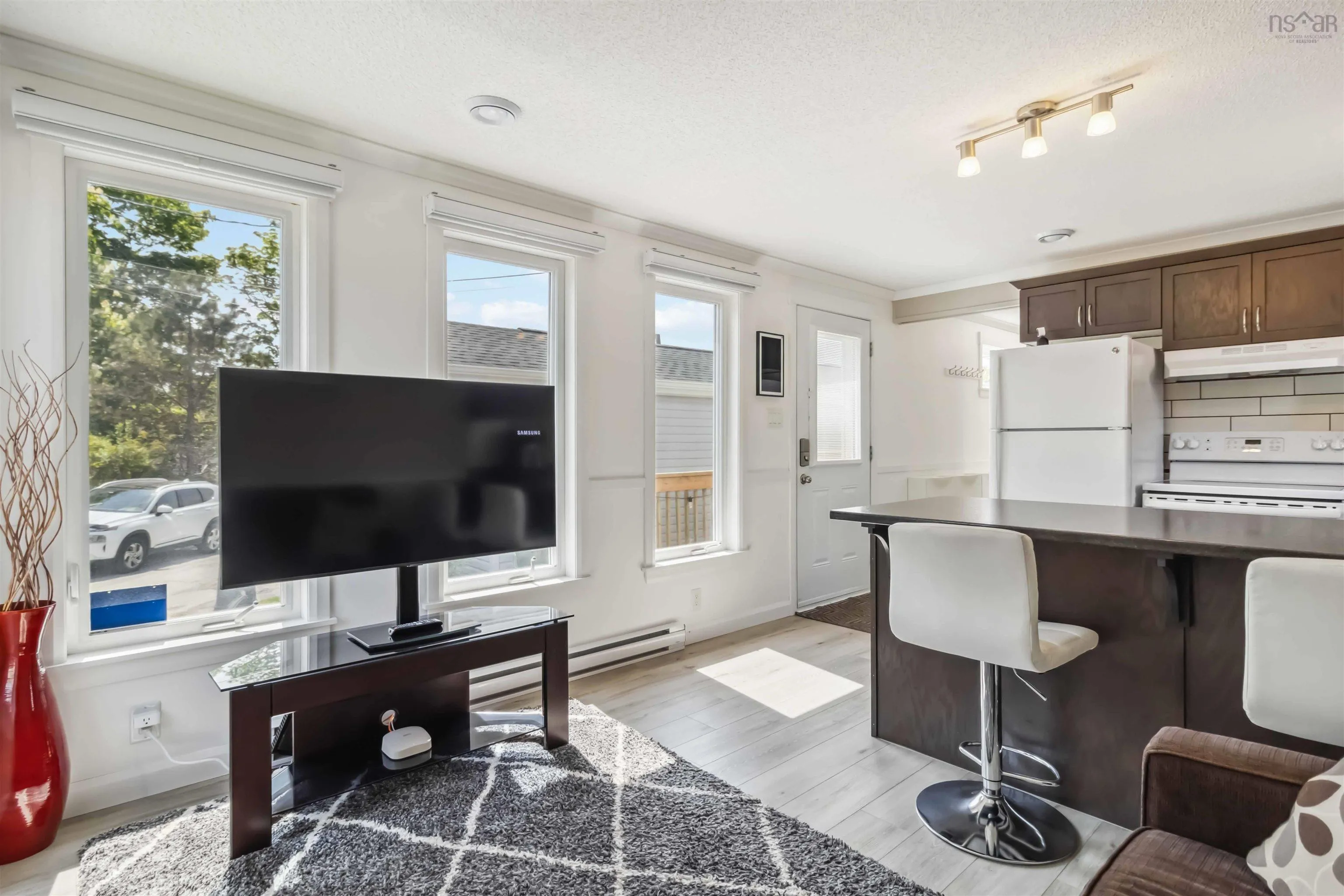21 Chebogue Street, Dartmouth, NS B2W 1R3, 2 Bedrooms Bedrooms, ,1 BathroomBathrooms,Residential,For Sale,Chebogue,202513496