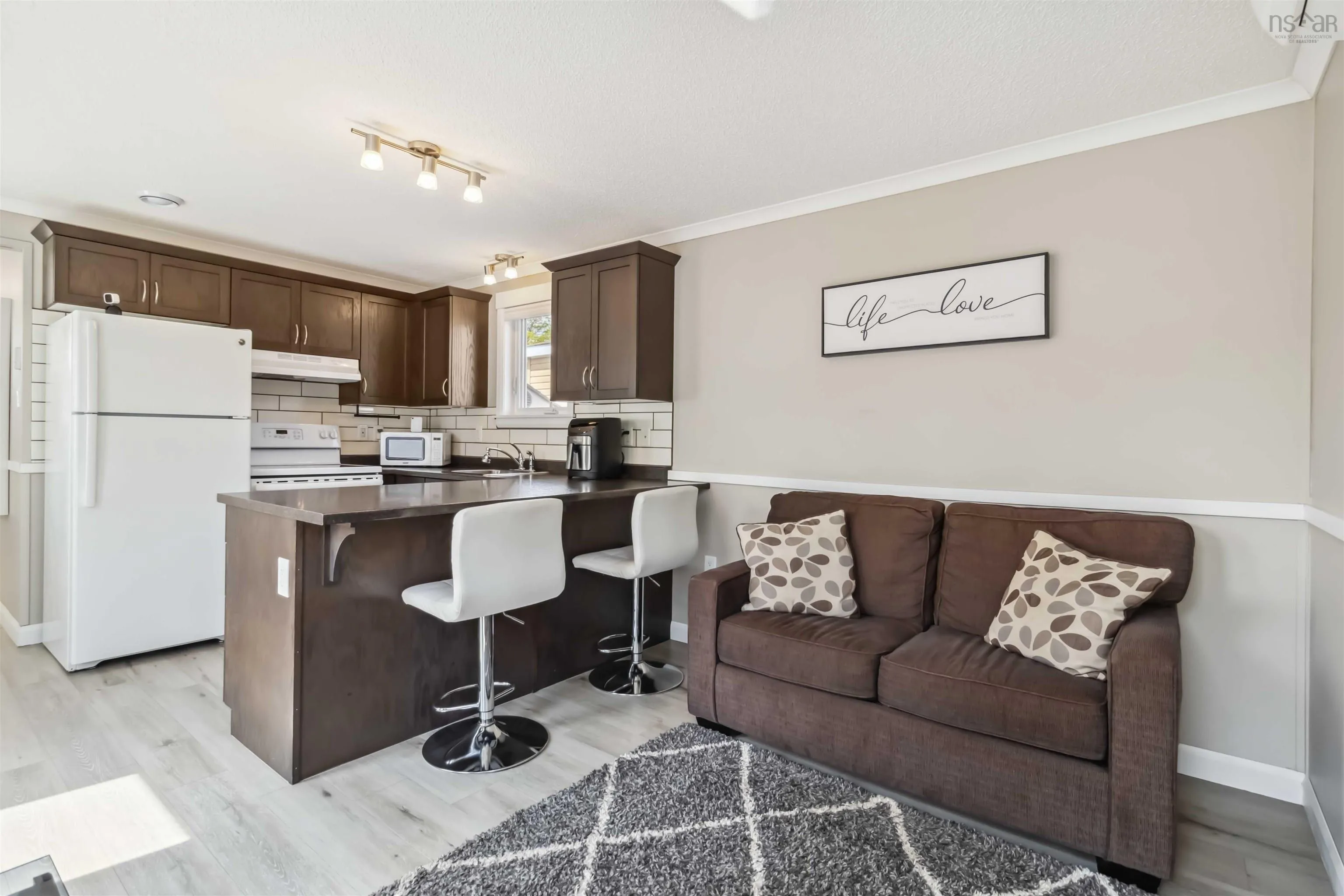 21 Chebogue Street, Dartmouth, NS B2W 1R3, 2 Bedrooms Bedrooms, ,1 BathroomBathrooms,Residential,For Sale,Chebogue,202513496