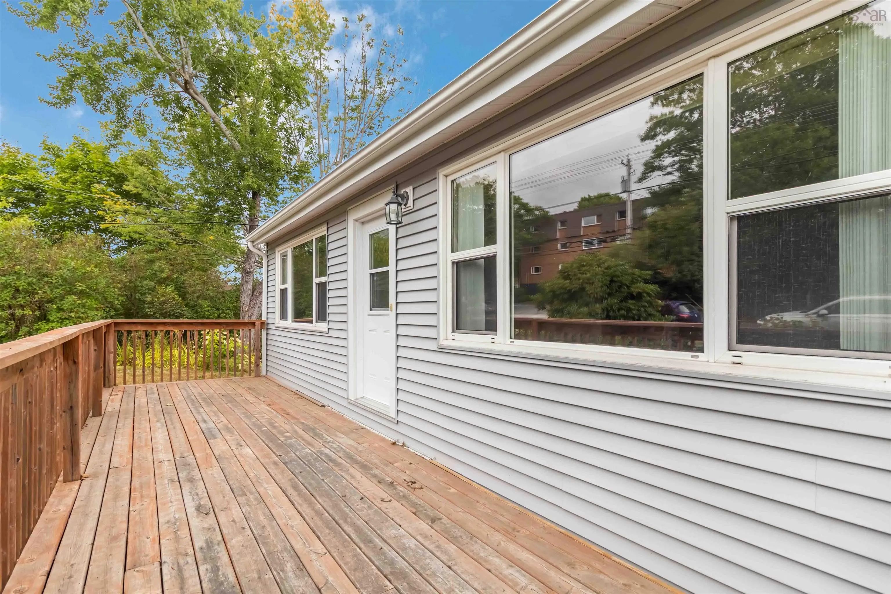 409 Rocky Lake Drive, Bedford, NS B4A 2T4, 3 Bedrooms Bedrooms, ,1 BathroomBathrooms,Residential,For Sale,Rocky Lake,202520739