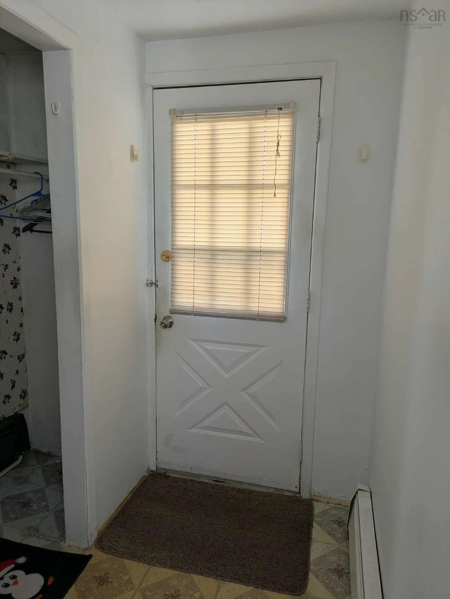 3 Thompson Avenue, North Sydney, NS B2A 1X7, 3 Bedrooms Bedrooms, ,1 BathroomBathrooms,Residential,For Sale,Thompson,202517466