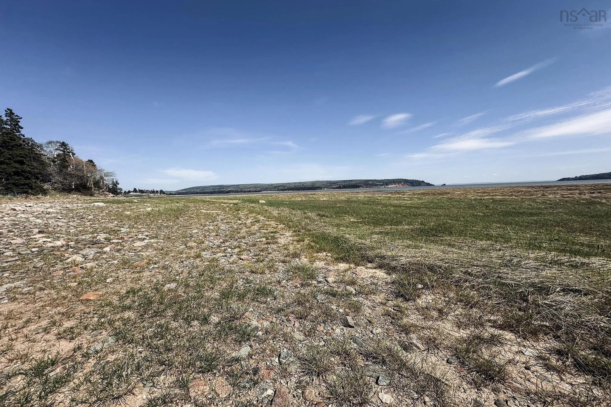 432 Hwy 2, Lower Five Islands, NS B0M 1N0, 2 Bedrooms Bedrooms, ,1 BathroomBathrooms,Residential,For Sale,Hwy 2,202511753