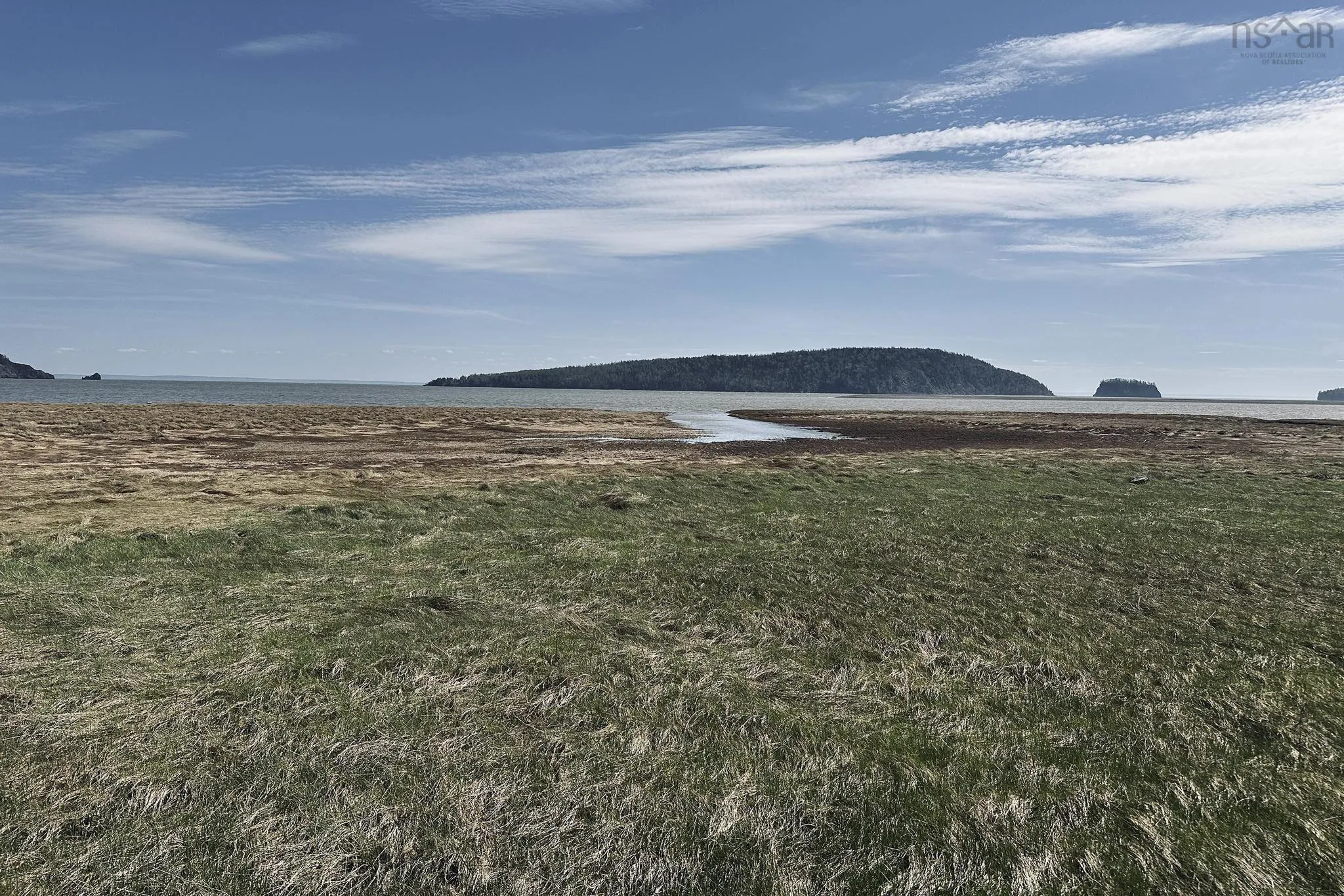 432 Hwy 2, Lower Five Islands, NS B0M 1N0, 2 Bedrooms Bedrooms, ,1 BathroomBathrooms,Residential,For Sale,Hwy 2,202511753