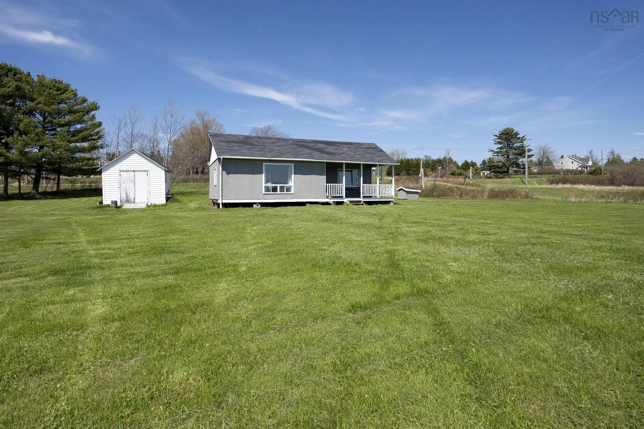 432 Hwy 2, Lower Five Islands, NS B0M 1N0, 2 Bedrooms Bedrooms, ,1 BathroomBathrooms,Residential,For Sale,Hwy 2,202511753