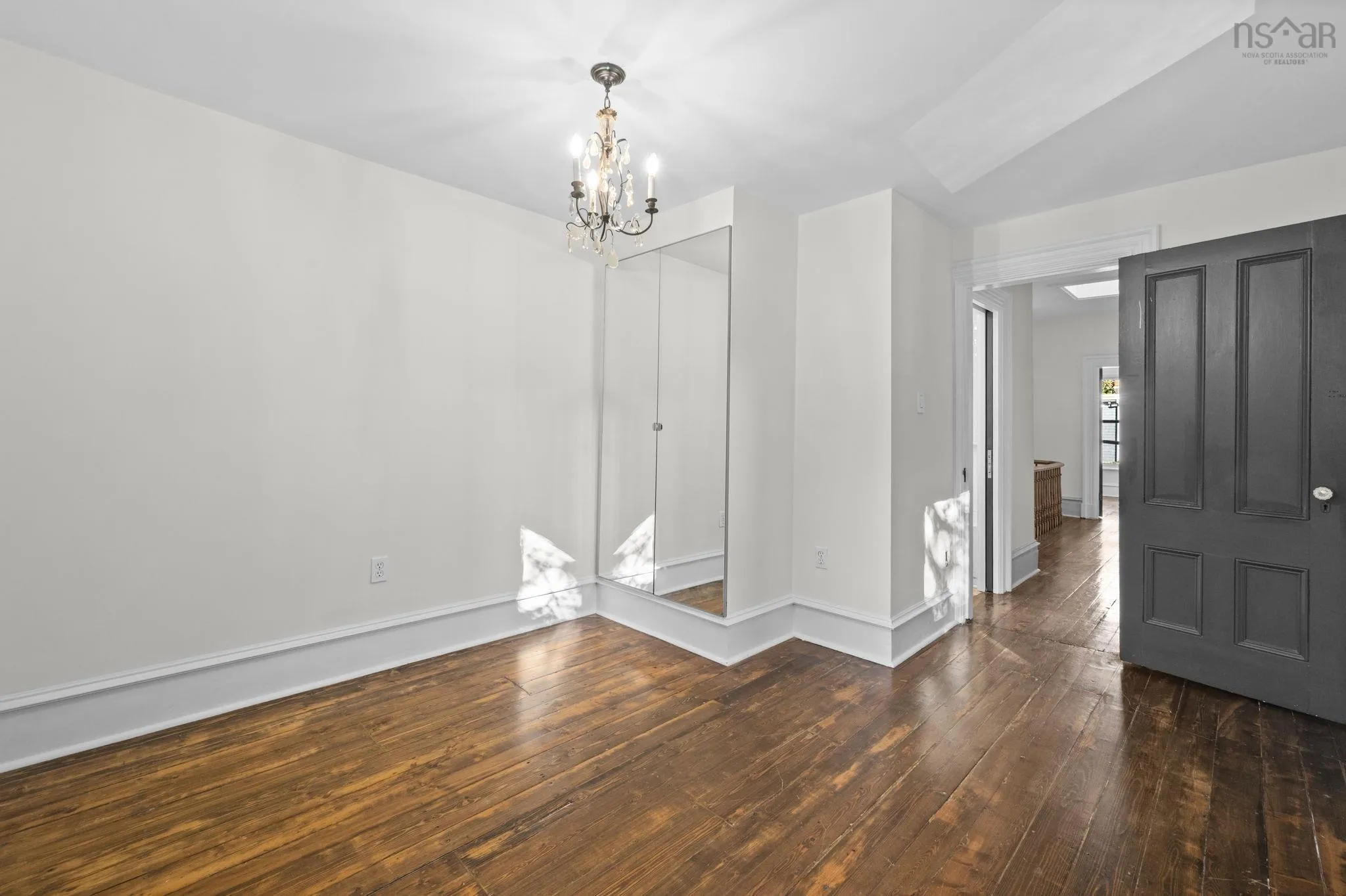 6084 Jubilee Road, Halifax, NS B3H 2E7, 4 Bedrooms Bedrooms, ,2 BathroomsBathrooms,Residential,For Sale,Jubilee,202524301