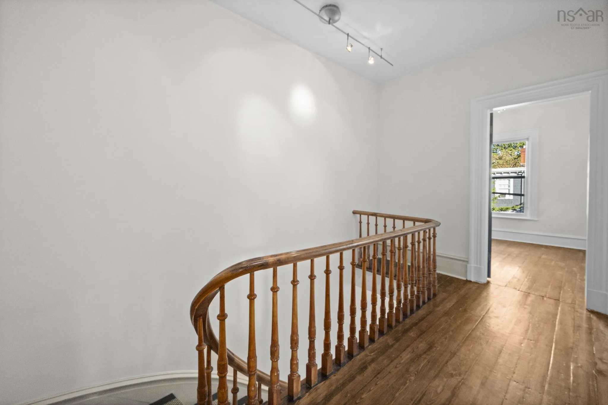 6084 Jubilee Road, Halifax, NS B3H 2E7, 4 Bedrooms Bedrooms, ,2 BathroomsBathrooms,Residential,For Sale,Jubilee,202524301