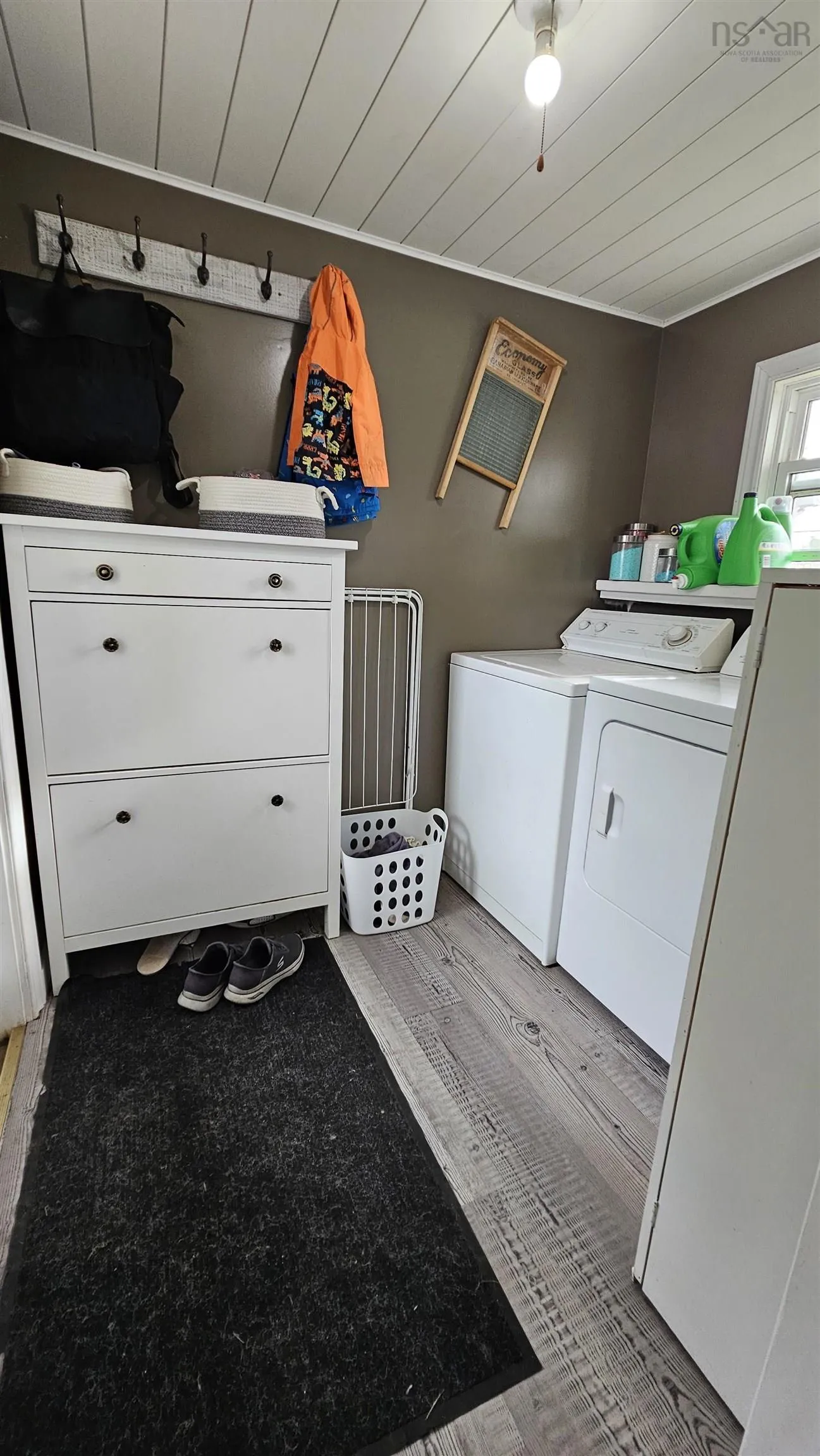 6588 Highway 3, Lower Woods Harbour, NS B0W 2E0, 3 Bedrooms Bedrooms, ,1 BathroomBathrooms,Residential,For Sale,Highway 3,202518051