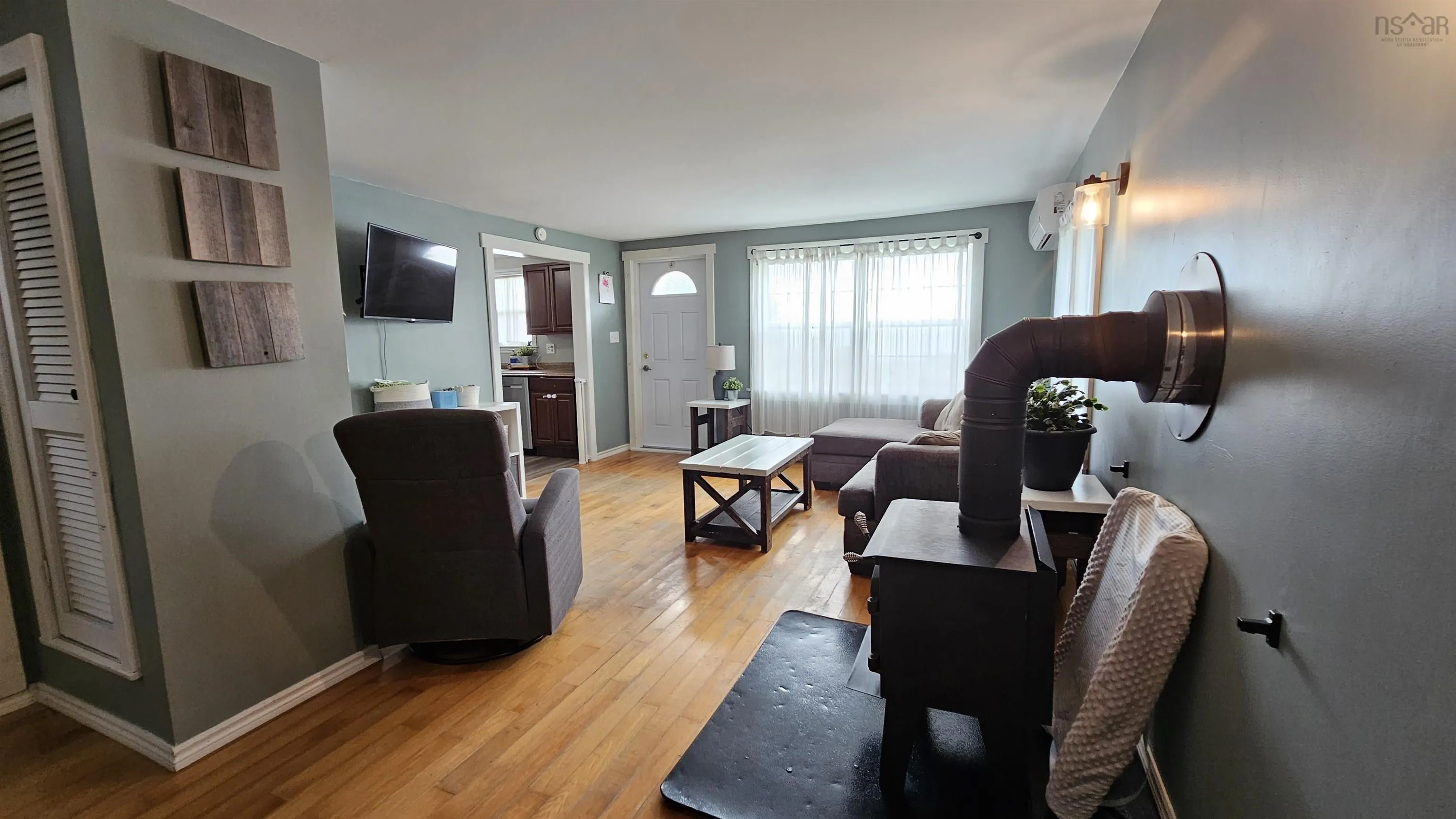 6588 Highway 3, Lower Woods Harbour, NS B0W 2E0, 3 Bedrooms Bedrooms, ,1 BathroomBathrooms,Residential,For Sale,Highway 3,202518051