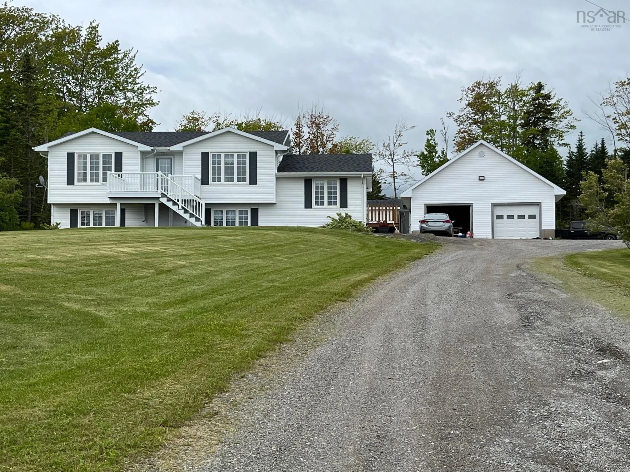 49 Big Baddeck Road, Baddeck, NS B0E 1B0, 4 Bedrooms Bedrooms, ,3 BathroomsBathrooms,Residential,For Sale,Big Baddeck,202521924