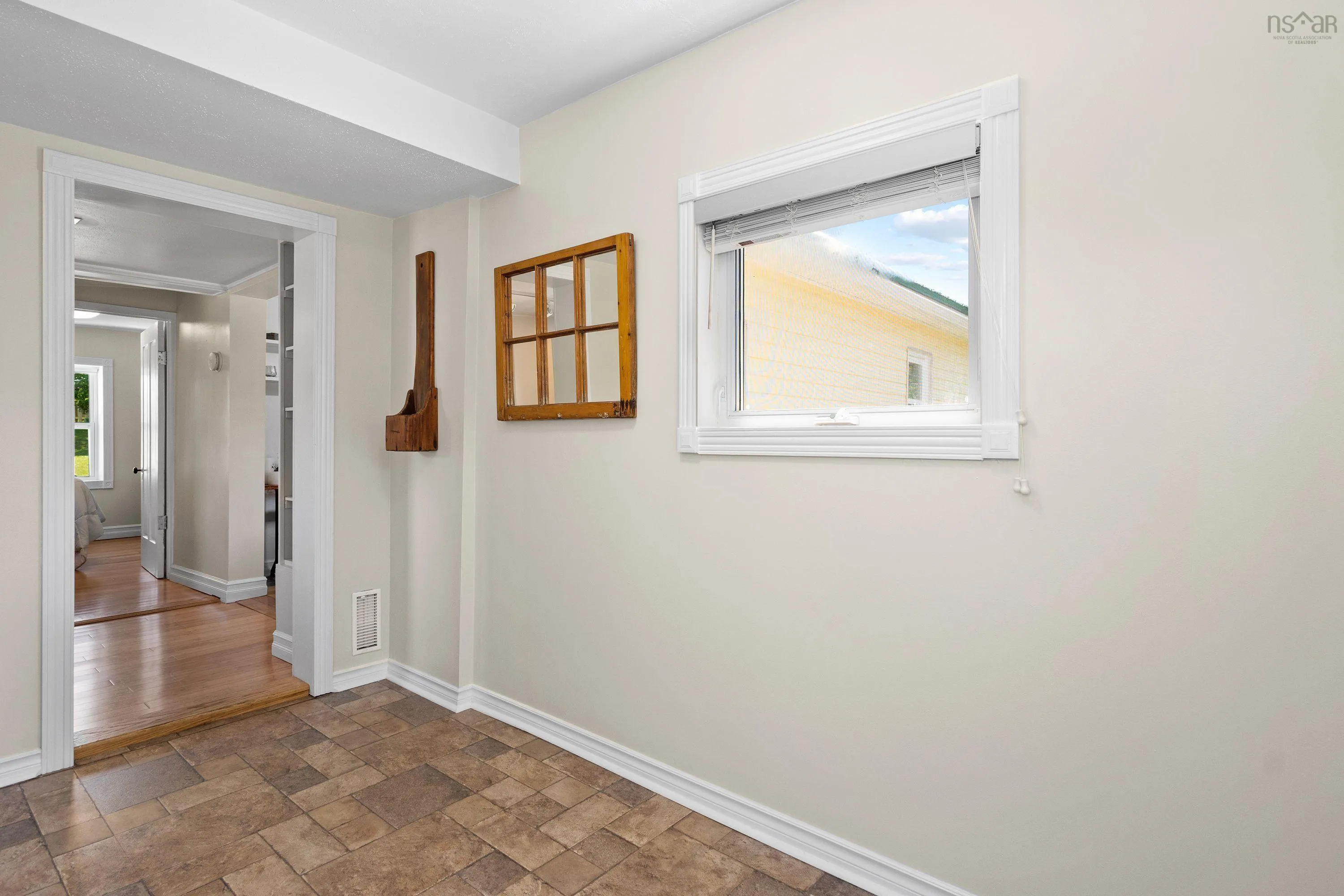 173 New Harbour Road, Blandford, NS B0J 1T0, 2 Bedrooms Bedrooms, ,2 BathroomsBathrooms,Residential,For Sale,New Harbour,202525611