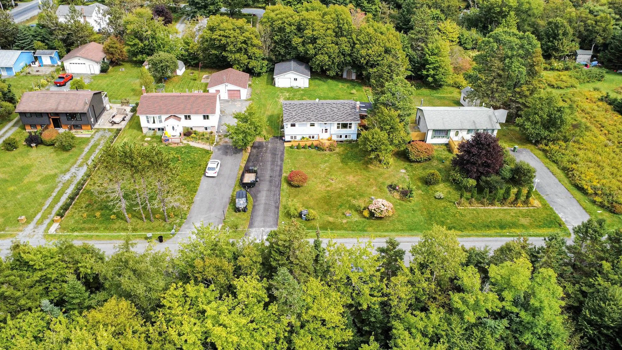 19 Walker Street, Lake Echo, NS B3E 1M4, 4 Bedrooms Bedrooms, ,2 BathroomsBathrooms,Residential,For Sale,Walker,202523289
