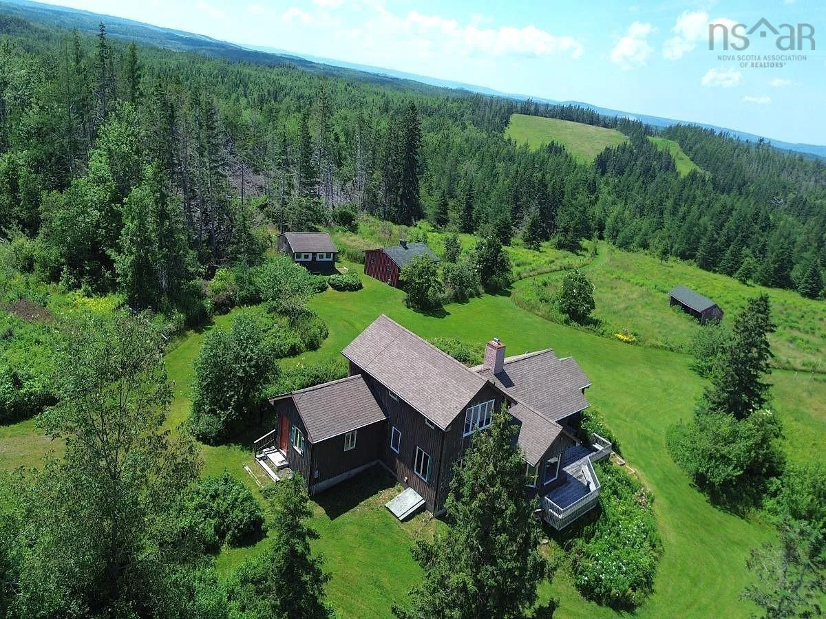 172 Melanson Road, Pomquet Ns B2g 2l4, 4 Bedrooms Bedrooms, ,3 BathroomsBathrooms,Farm,For Sale,Melanson,202502005