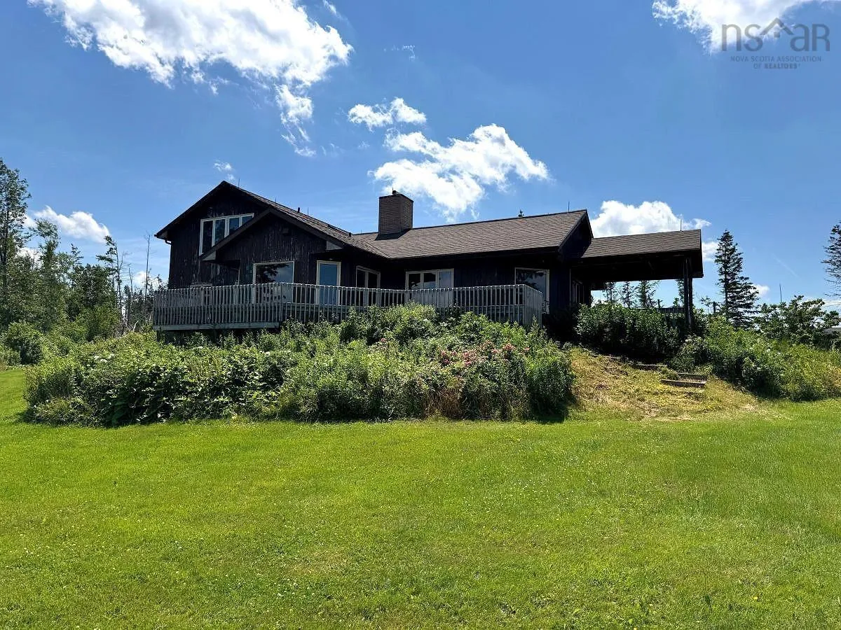 172 Melanson Road, Pomquet Ns B2g 2l4, 4 Bedrooms Bedrooms, ,3 BathroomsBathrooms,Farm,For Sale,Melanson,202502005