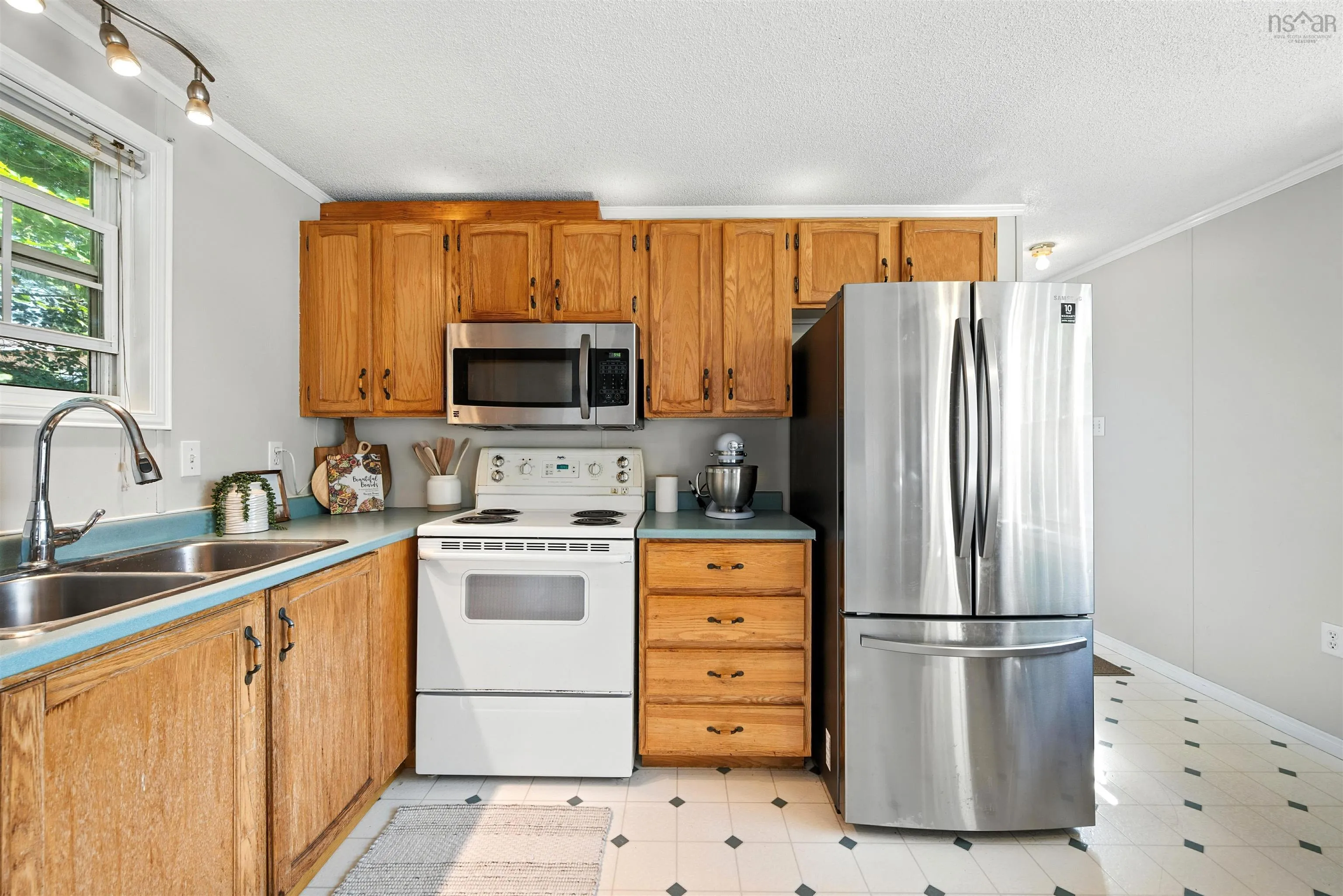 4 Lois Lane, Simms Settlement, NS B0J 1T0, 3 Bedrooms Bedrooms, ,1 BathroomBathrooms,Residential,For Sale,Lois,202518069