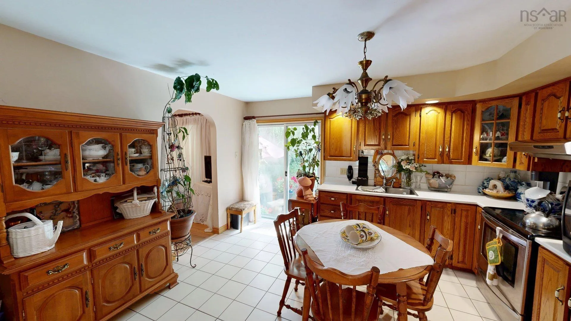 71 Riverview Crescent, Bedford, NS B4A 2X5, 4 Bedrooms Bedrooms, ,3 BathroomsBathrooms,Residential,For Sale,Riverview,202521325
