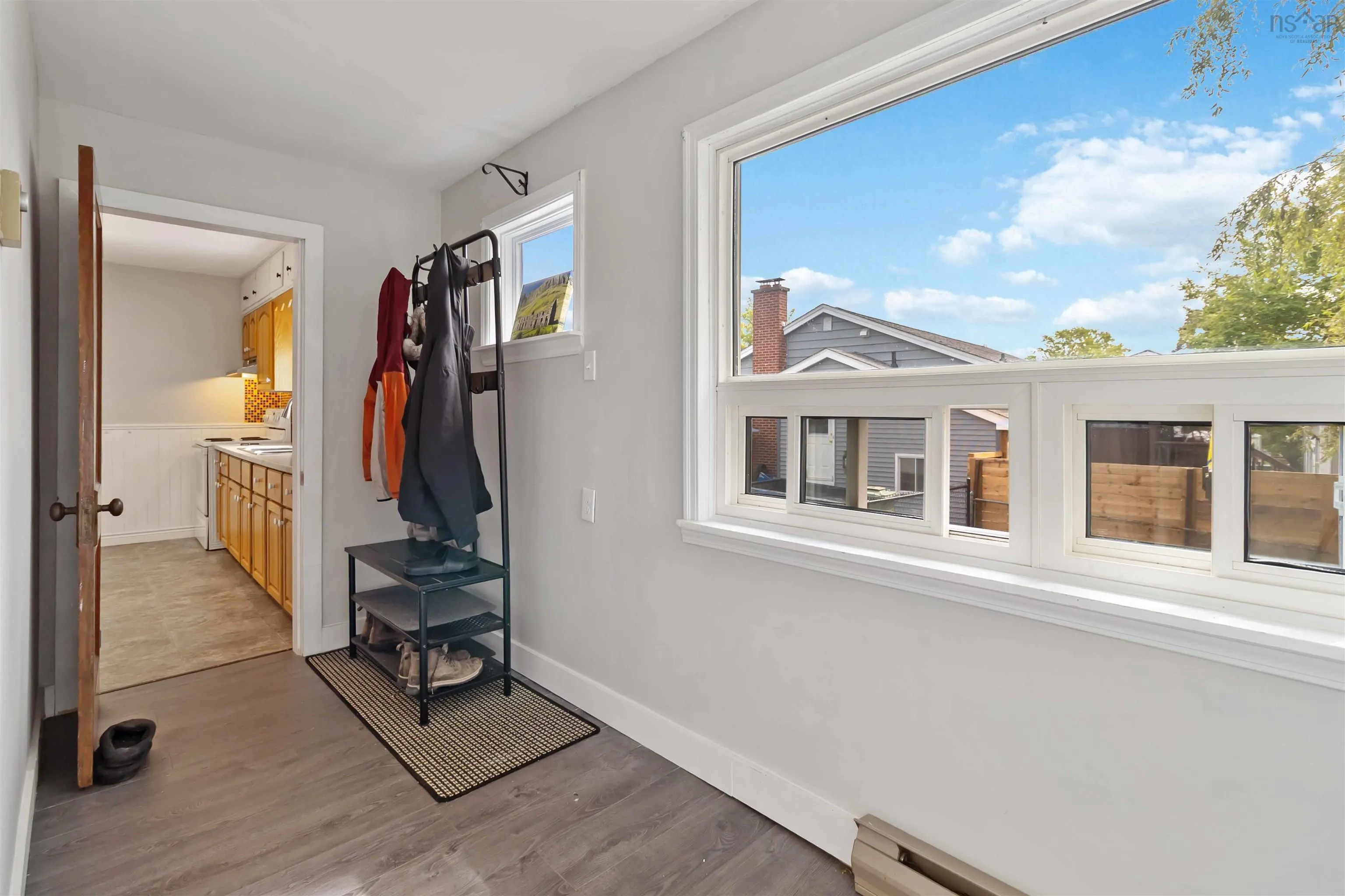 24 Woodlawn Road, Dartmouth, NS B2W 2R6, 2 Bedrooms Bedrooms, ,2 BathroomsBathrooms,Residential,For Sale,Woodlawn,202522993