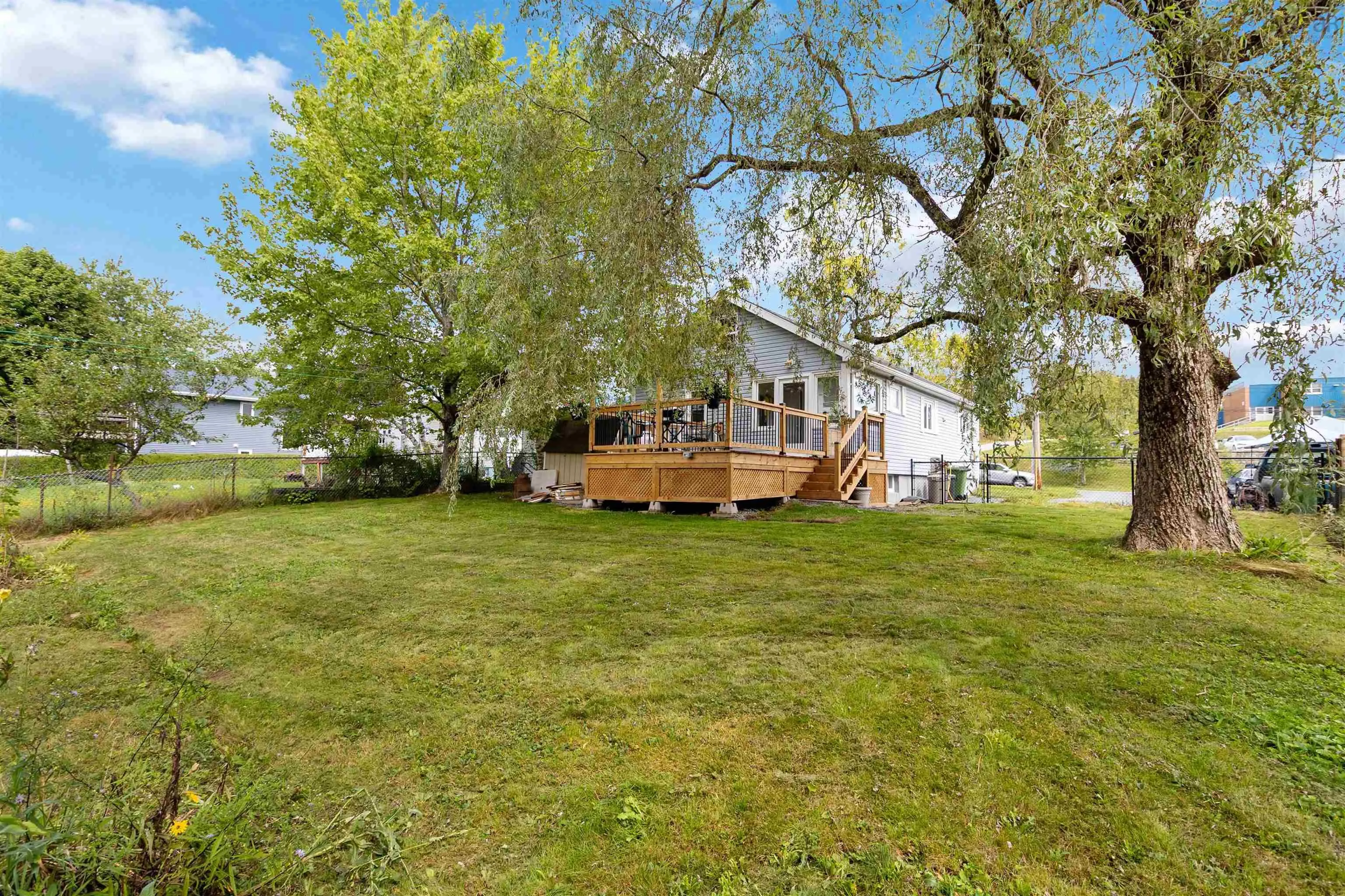 24 Woodlawn Road, Dartmouth, NS B2W 2R6, 2 Bedrooms Bedrooms, ,2 BathroomsBathrooms,Residential,For Sale,Woodlawn,202522993