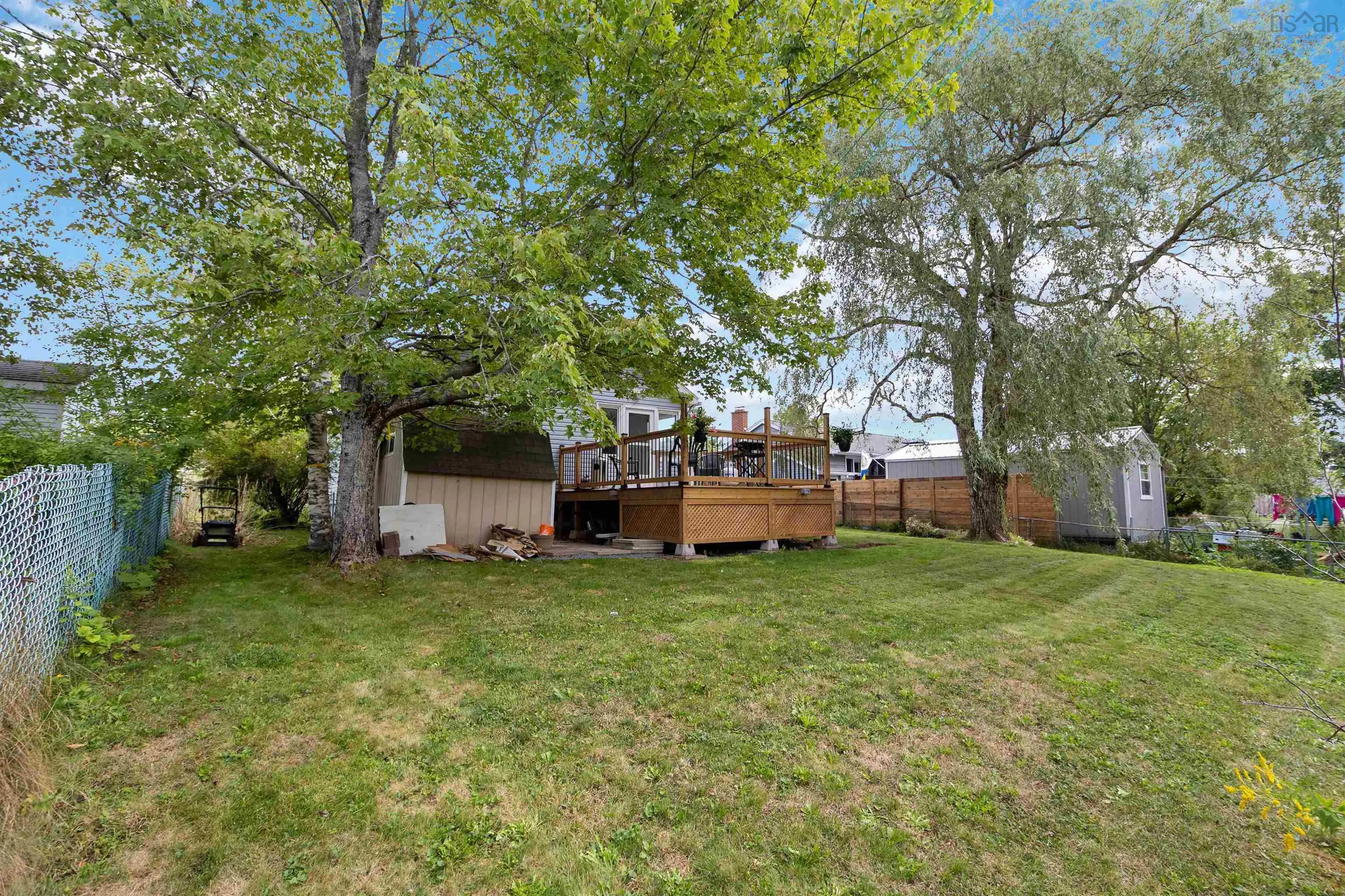 24 Woodlawn Road, Dartmouth, NS B2W 2R6, 2 Bedrooms Bedrooms, ,2 BathroomsBathrooms,Residential,For Sale,Woodlawn,202522993