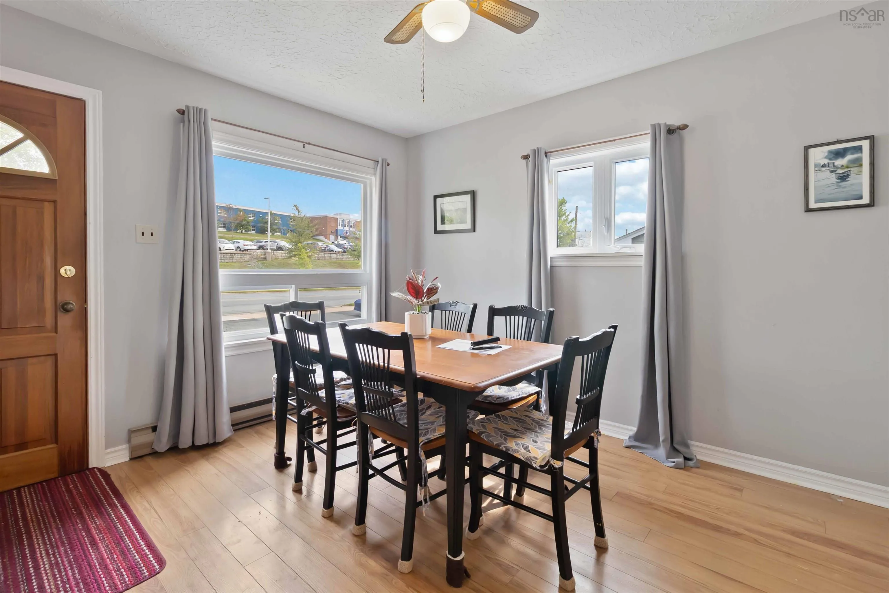 24 Woodlawn Road, Dartmouth, NS B2W 2R6, 2 Bedrooms Bedrooms, ,2 BathroomsBathrooms,Residential,For Sale,Woodlawn,202522993