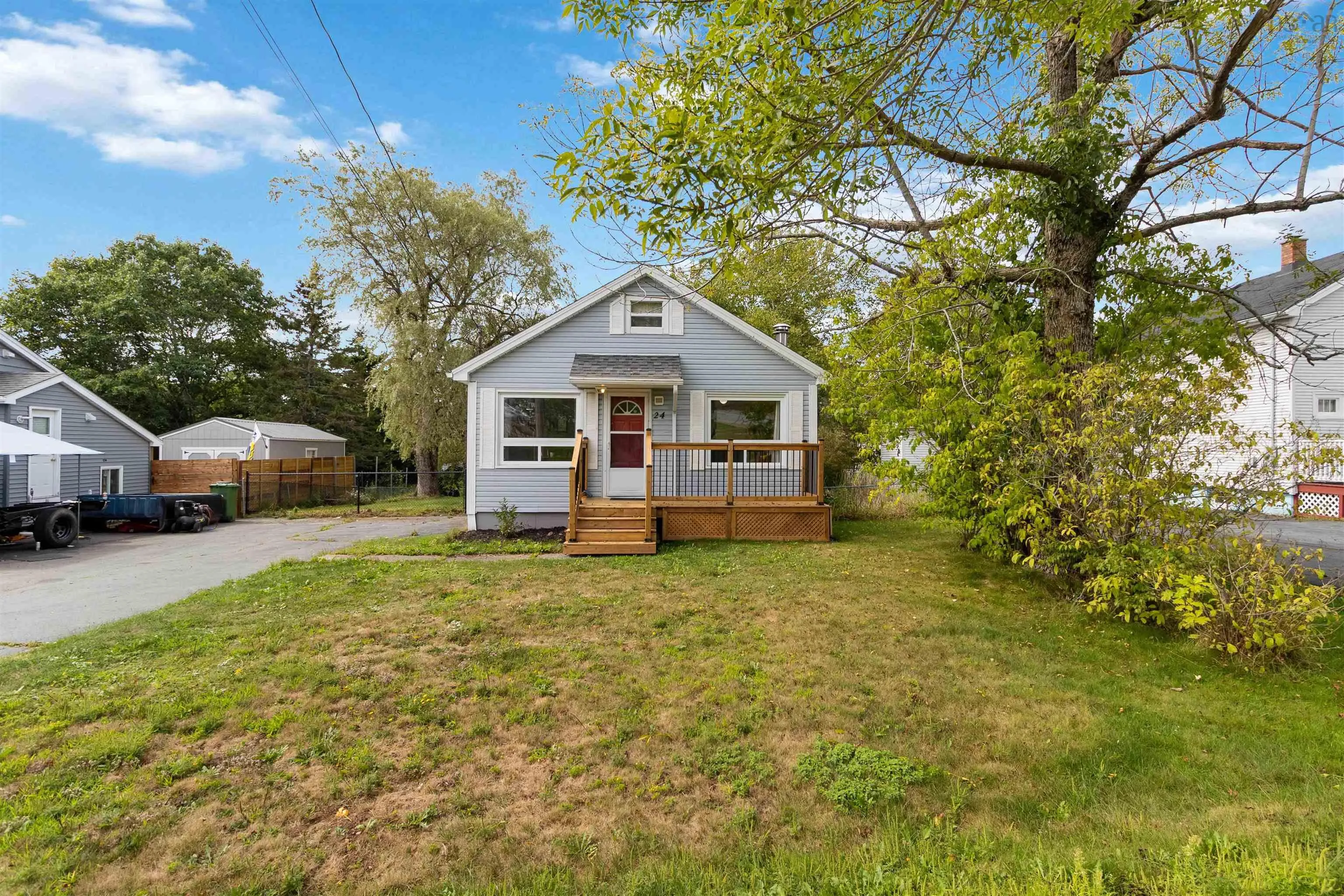 24 Woodlawn Road, Dartmouth, NS B2W 2R6, 2 Bedrooms Bedrooms, ,2 BathroomsBathrooms,Residential,For Sale,Woodlawn,202522993