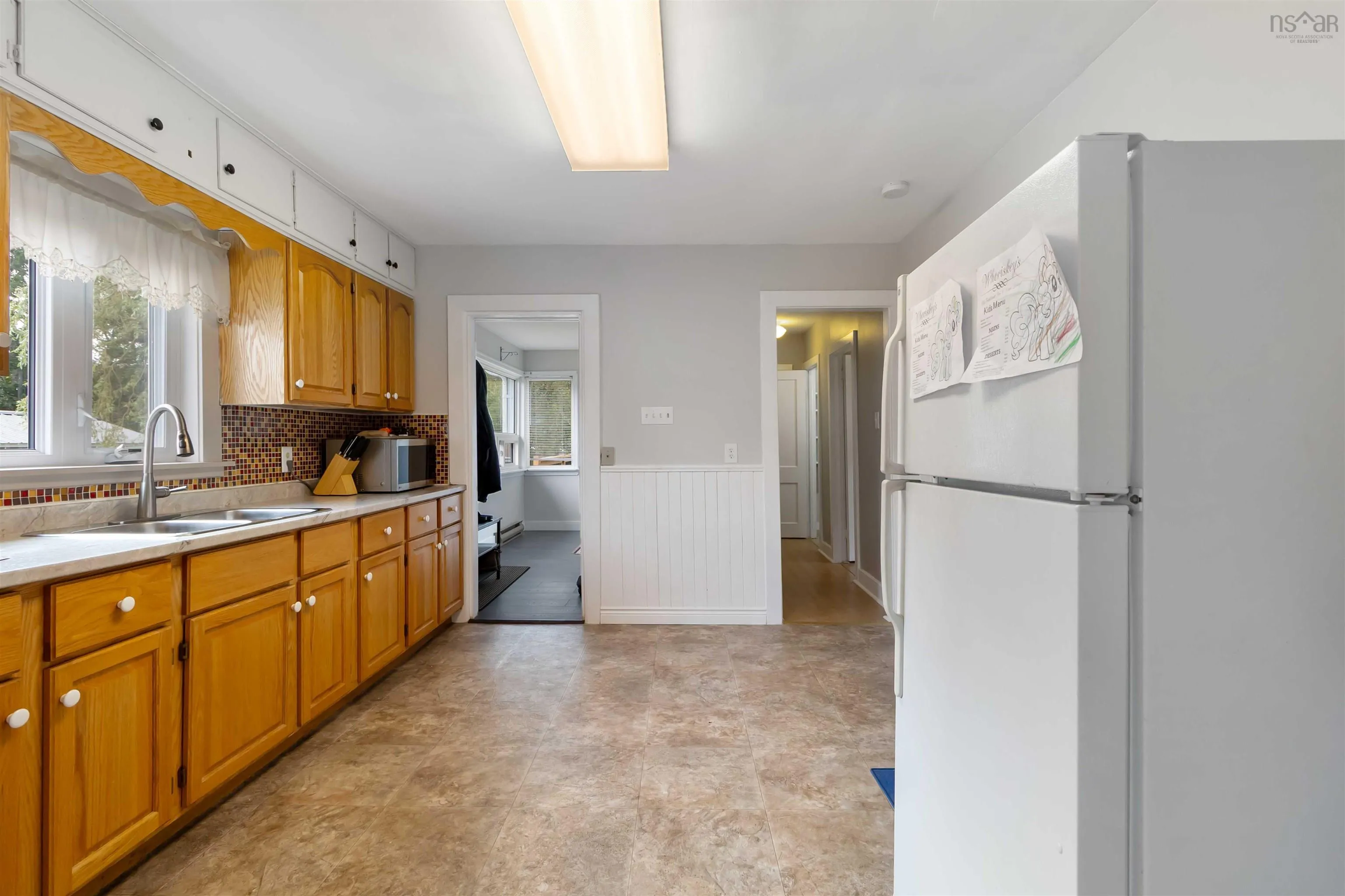 24 Woodlawn Road, Dartmouth, NS B2W 2R6, 2 Bedrooms Bedrooms, ,2 BathroomsBathrooms,Residential,For Sale,Woodlawn,202522993