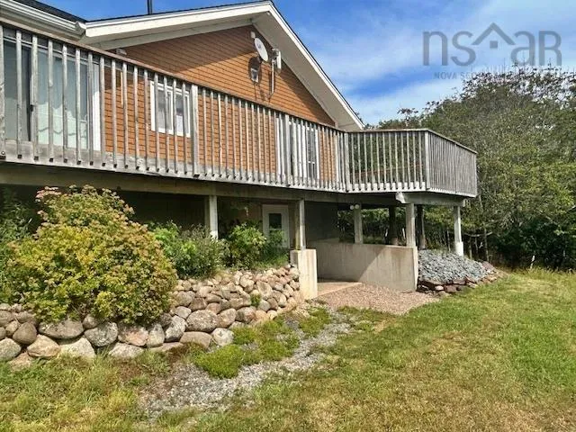 739 Feltzen South Road, Feltzen South, NS B0J 2X0, 2 Bedrooms Bedrooms, ,2 BathroomsBathrooms,Residential,For Sale,Feltzen South,202521384