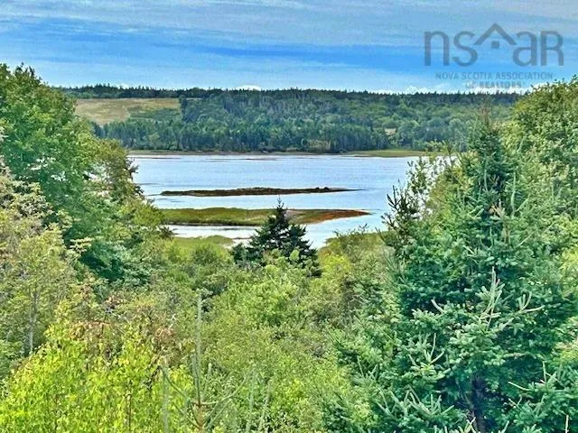 739 Feltzen South Road, Feltzen South, NS B0J 2X0, 2 Bedrooms Bedrooms, ,2 BathroomsBathrooms,Residential,For Sale,Feltzen South,202521384