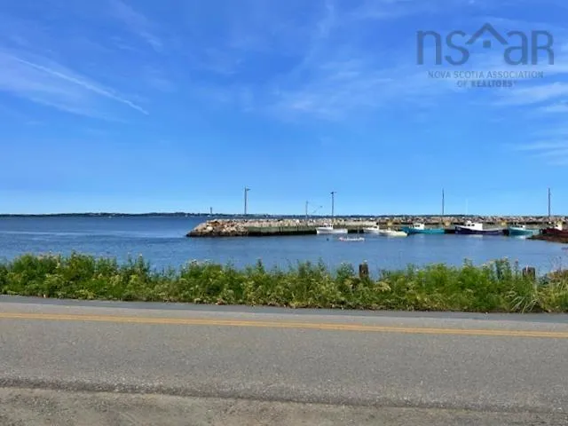 739 Feltzen South Road, Feltzen South, NS B0J 2X0, 2 Bedrooms Bedrooms, ,2 BathroomsBathrooms,Residential,For Sale,Feltzen South,202521384