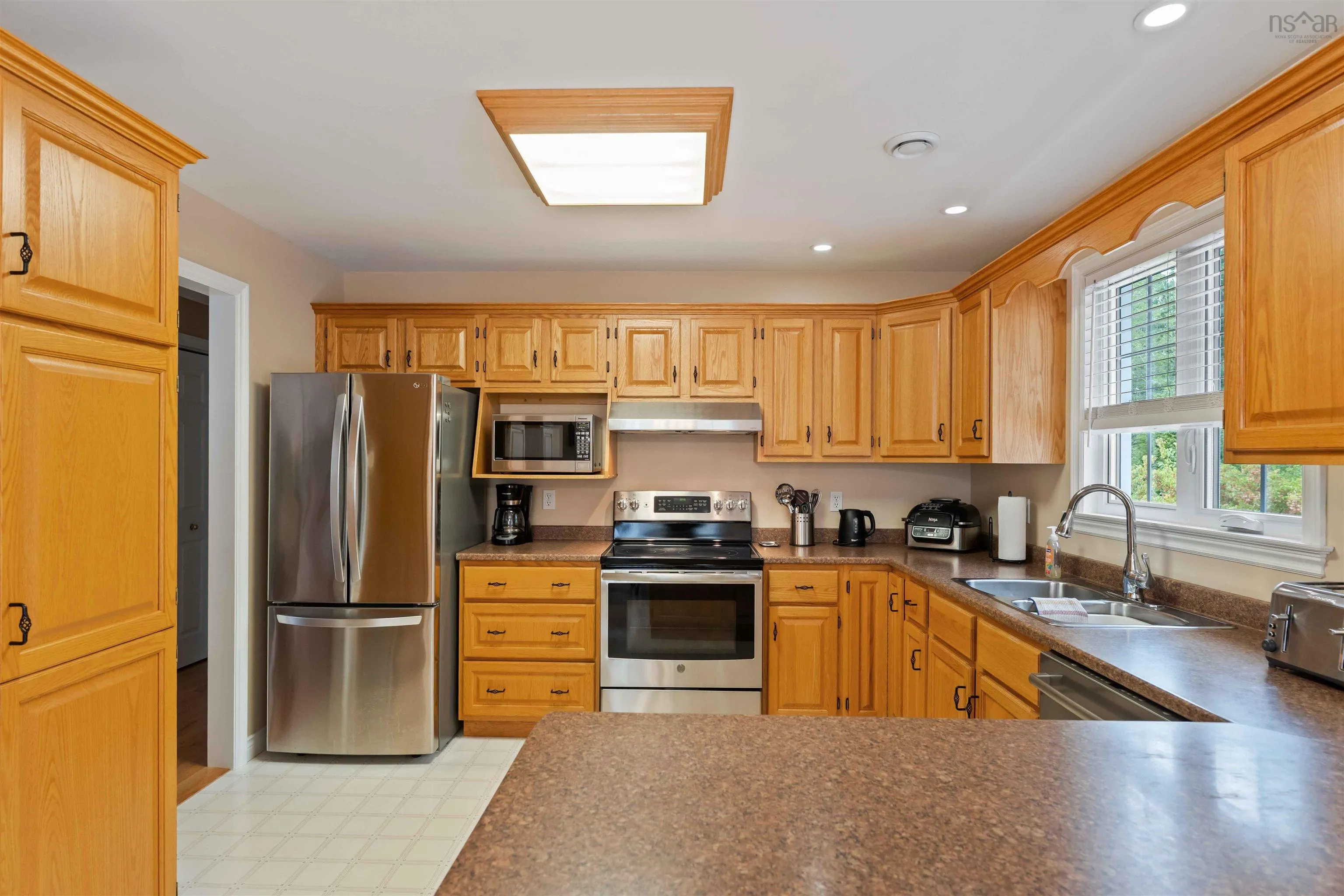 2014 Langille Drive, Coldbrook, NS B4R 1C3, 4 Bedrooms Bedrooms, ,2 BathroomsBathrooms,Residential,For Sale,Langille,202521689