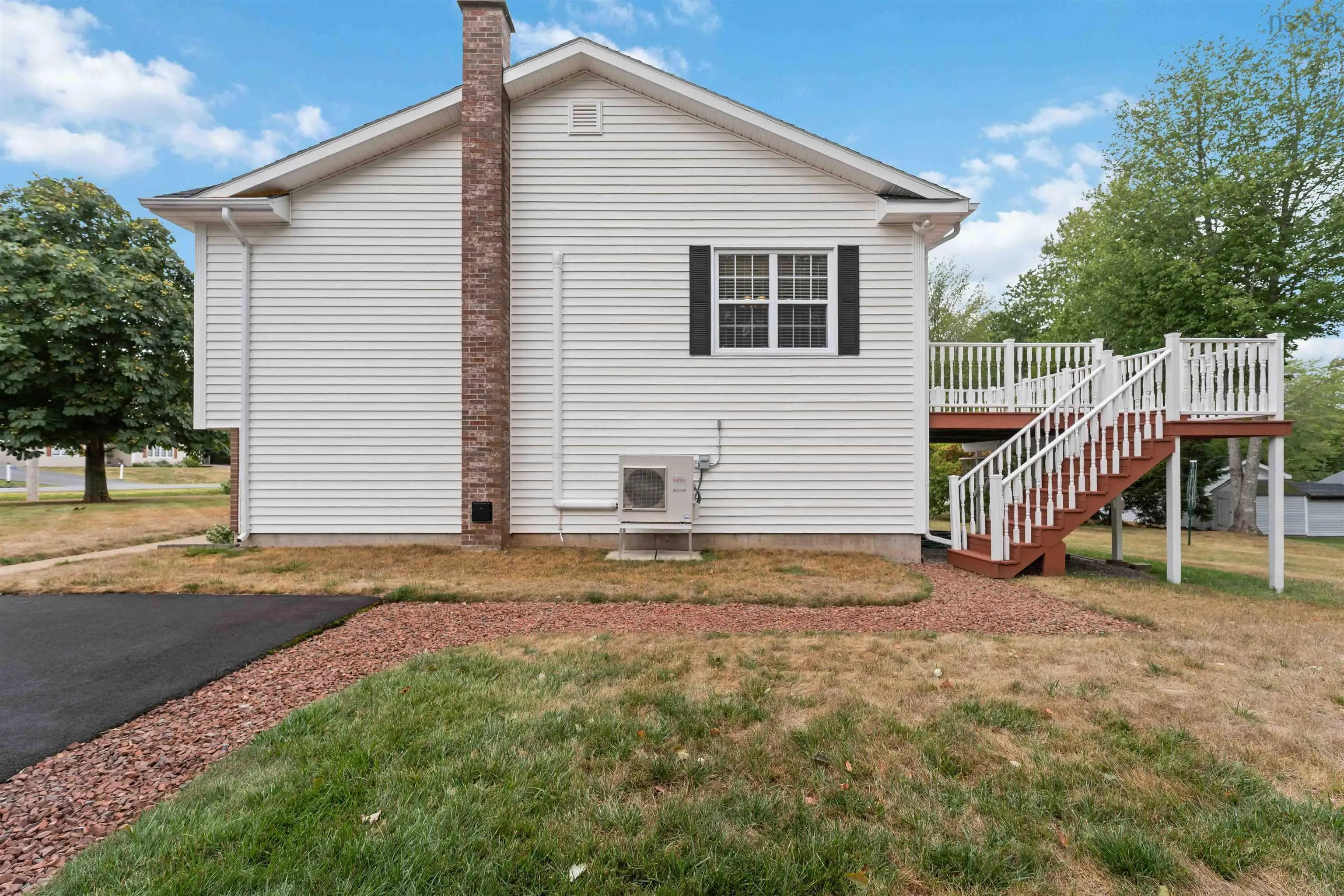 2014 Langille Drive, Coldbrook, NS B4R 1C3, 4 Bedrooms Bedrooms, ,2 BathroomsBathrooms,Residential,For Sale,Langille,202521689
