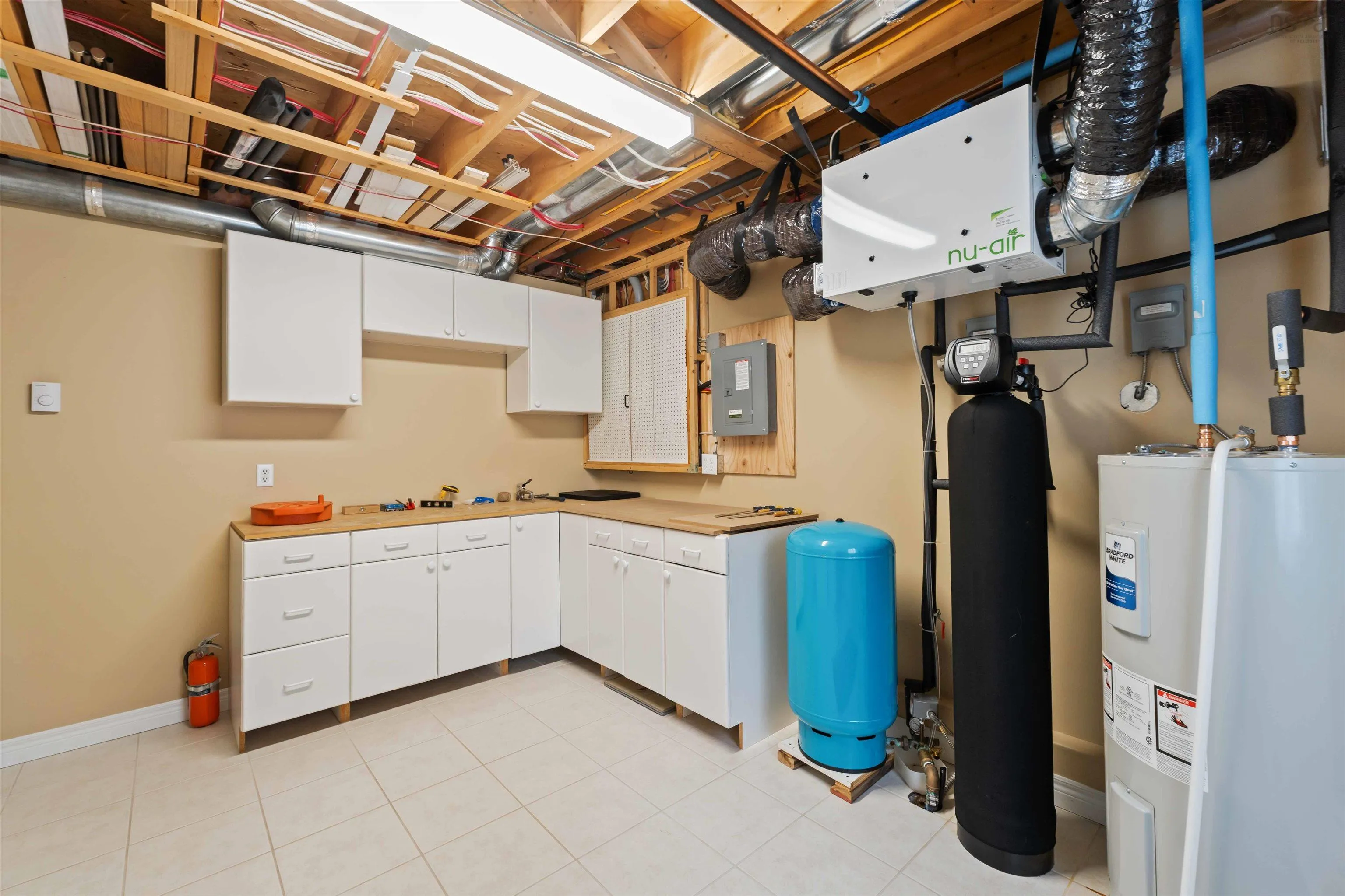2014 Langille Drive, Coldbrook, NS B4R 1C3, 4 Bedrooms Bedrooms, ,2 BathroomsBathrooms,Residential,For Sale,Langille,202521689