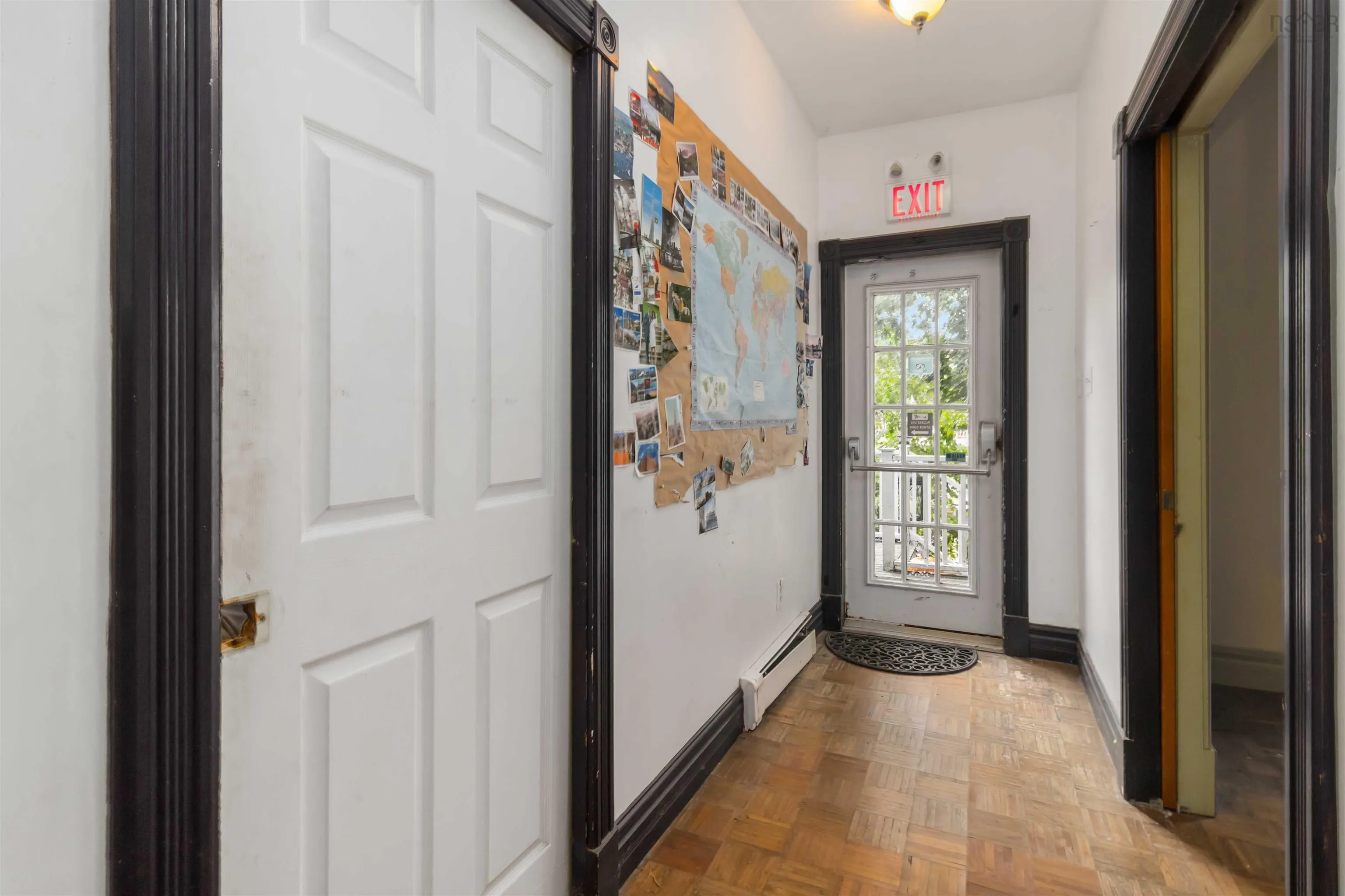 24 Northumberland Lane, Halifax, NS B3M 1R7, 6 Bedrooms Bedrooms, ,5 BathroomsBathrooms,Residential,For Sale,Northumberland,202524354