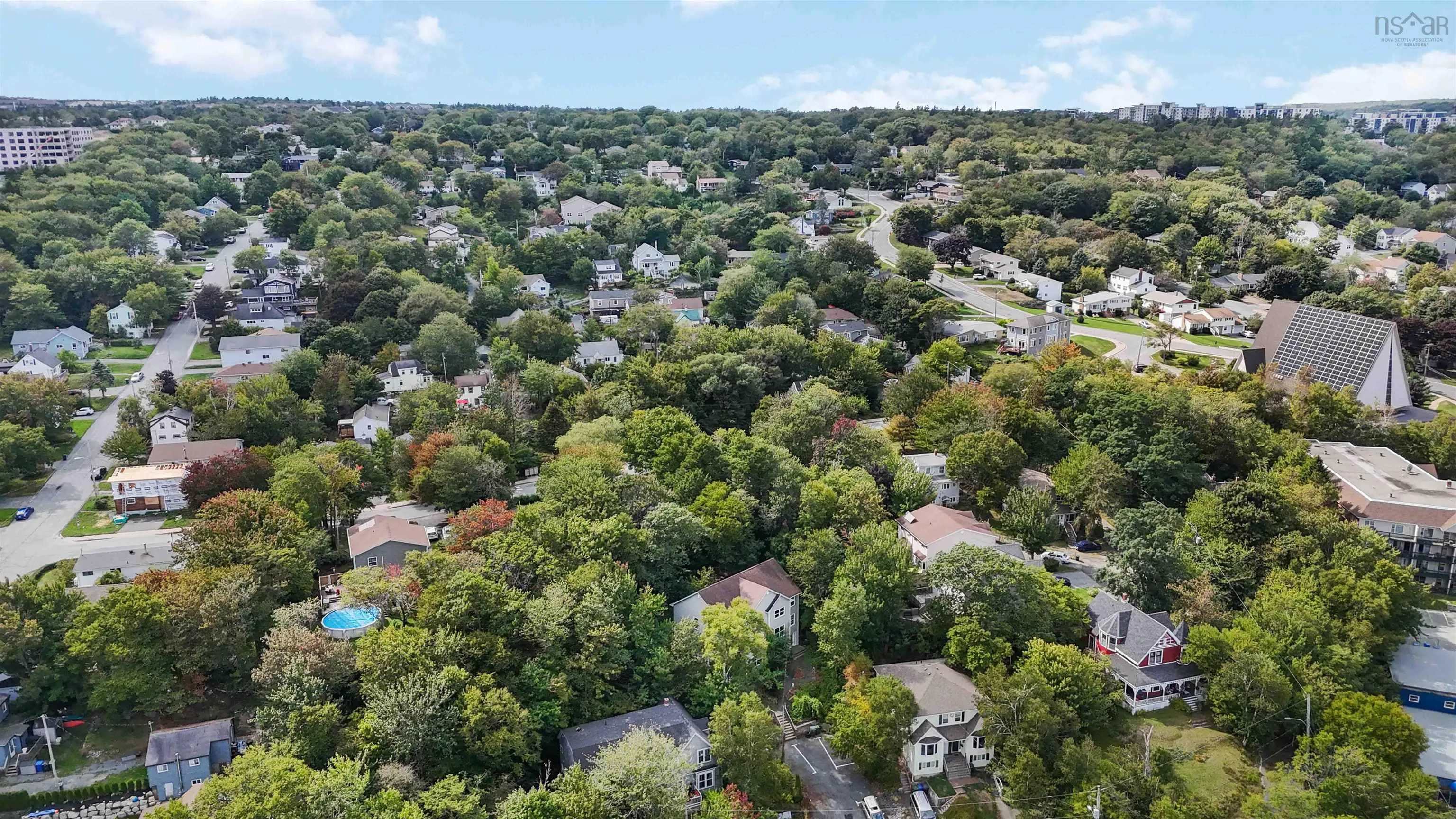 24 Northumberland Lane, Halifax, NS B3M 1R7, 6 Bedrooms Bedrooms, ,5 BathroomsBathrooms,Residential,For Sale,Northumberland,202524354
