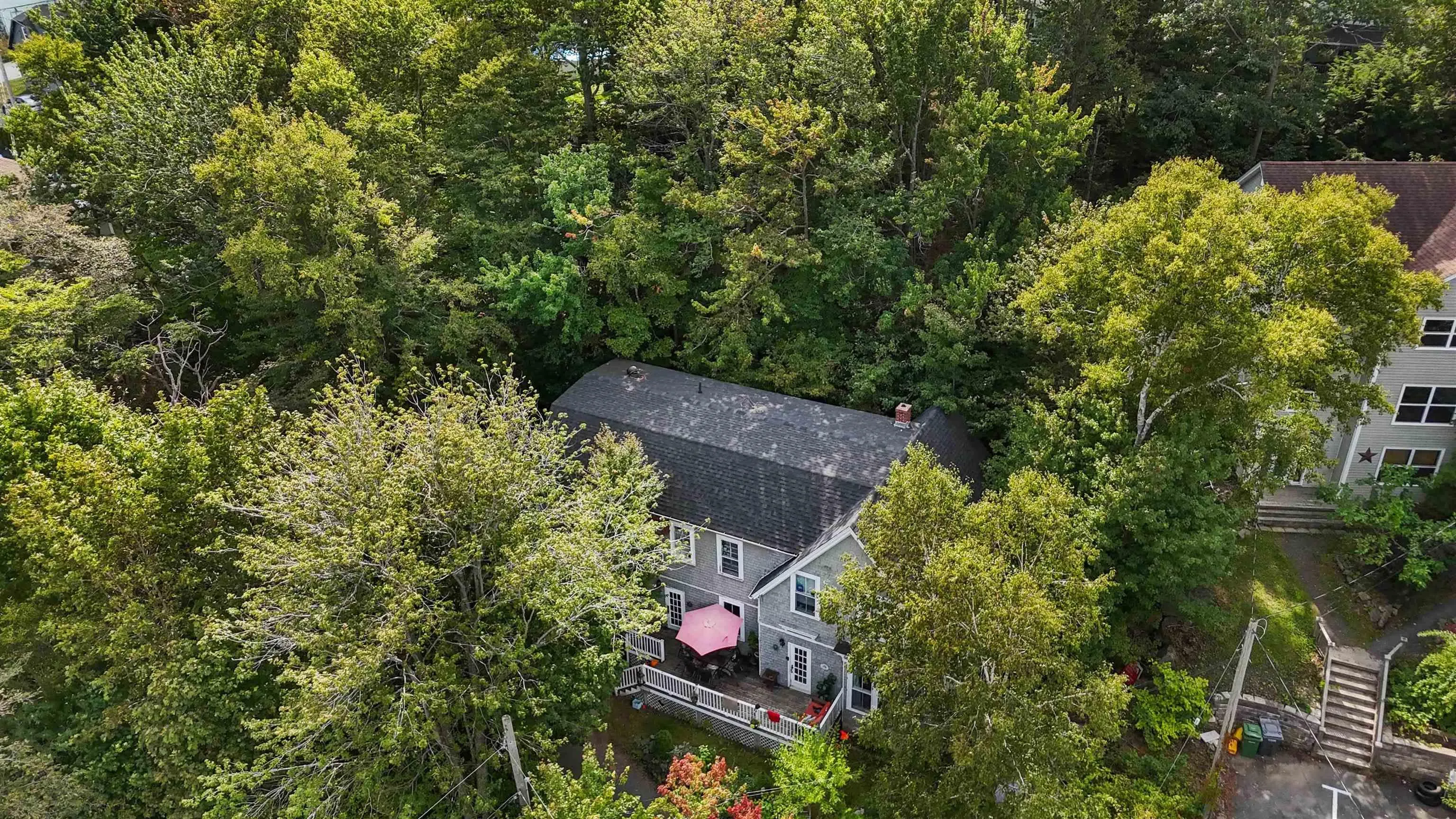 24 Northumberland Lane, Halifax, NS B3M 1R7, 6 Bedrooms Bedrooms, ,5 BathroomsBathrooms,Residential,For Sale,Northumberland,202524354